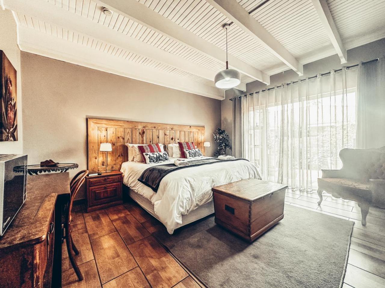 59 On True North Guest Rooms