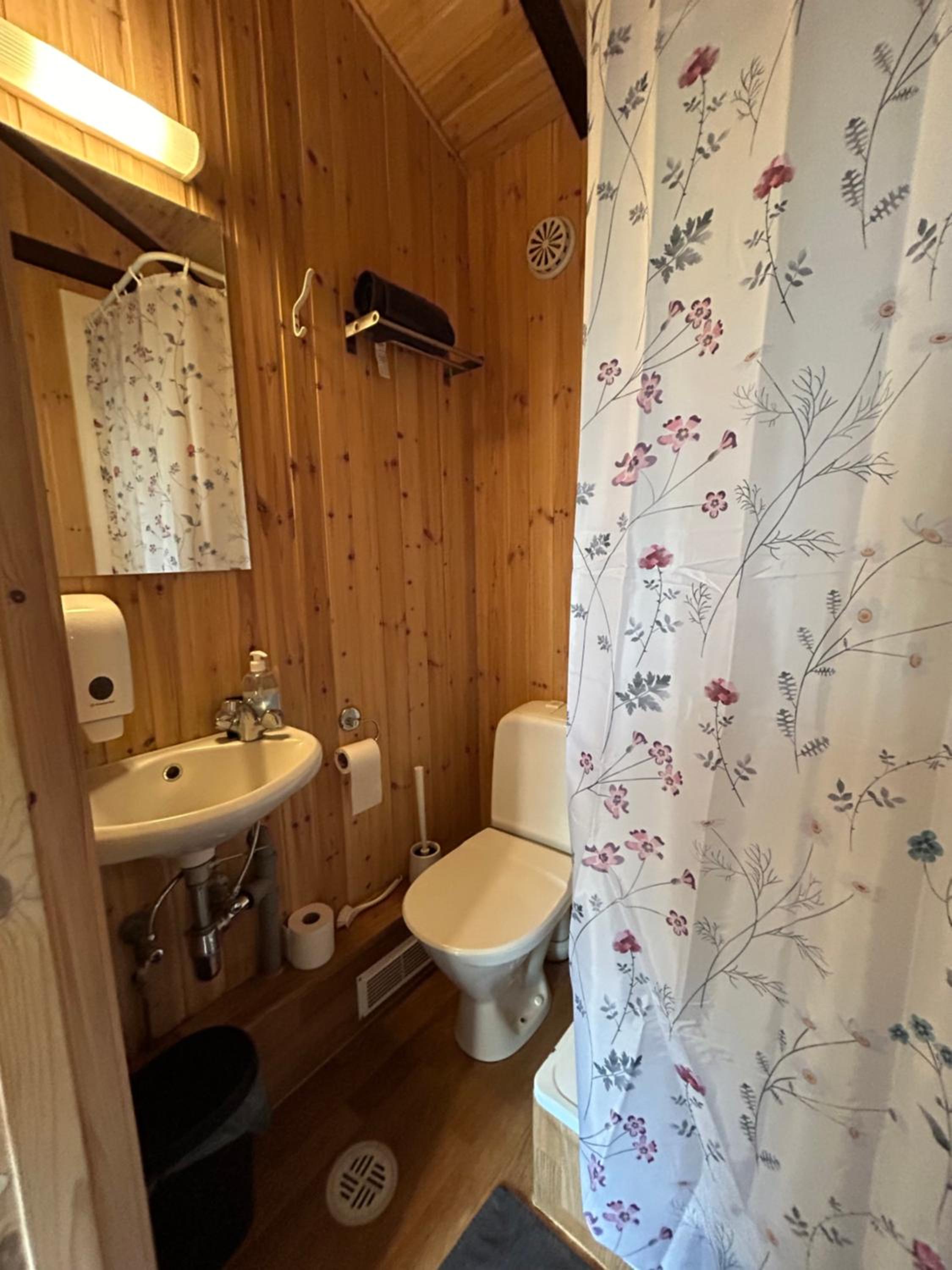 Arhus Cottage and Camping