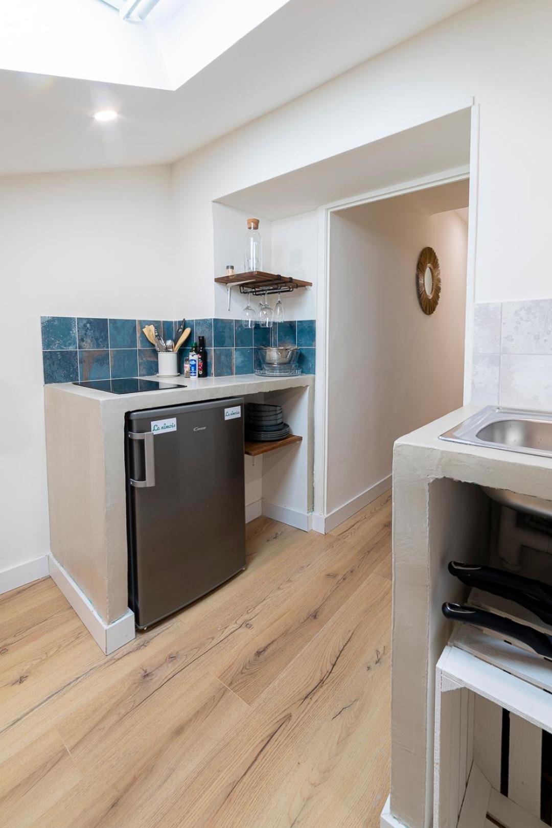 Belvédère Nîmois Appartement avec véranda et vue sur les toits centre-ville