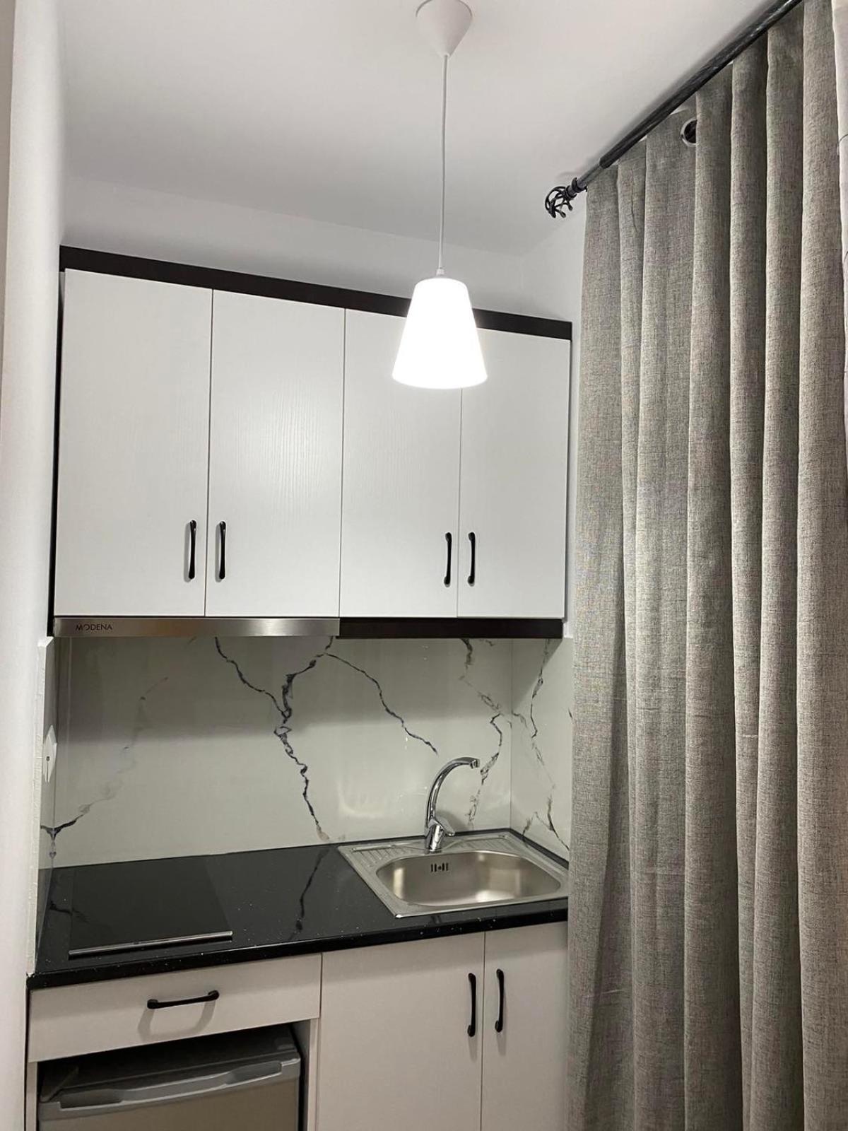 Rentrooms Geni