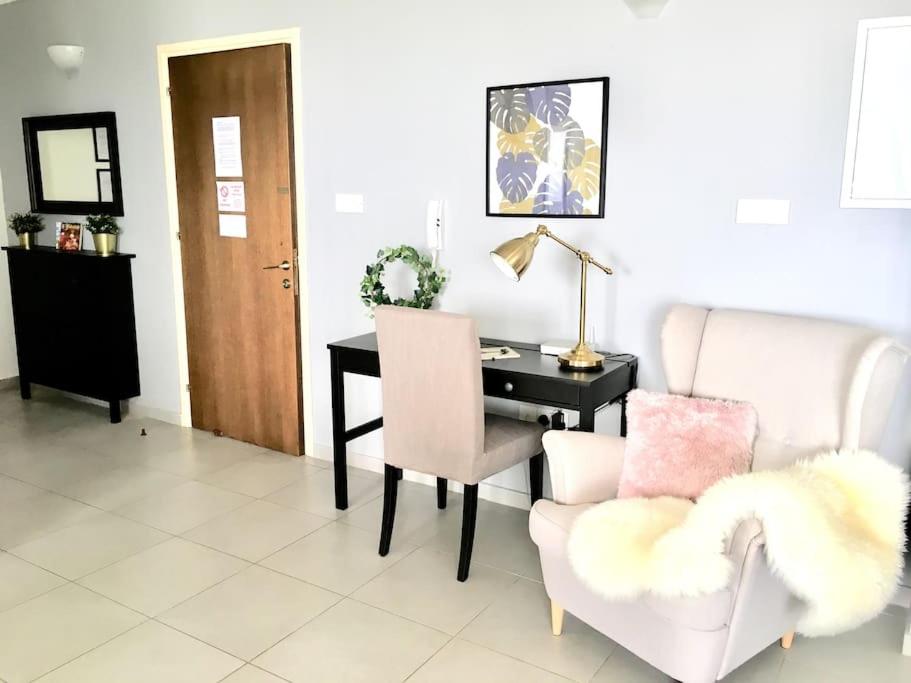 Isabelle Suite at Nava Seaside-License 3124