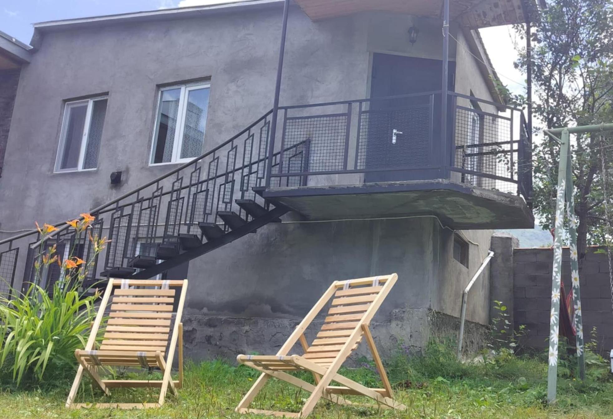 kazbegi apartamenti kiara