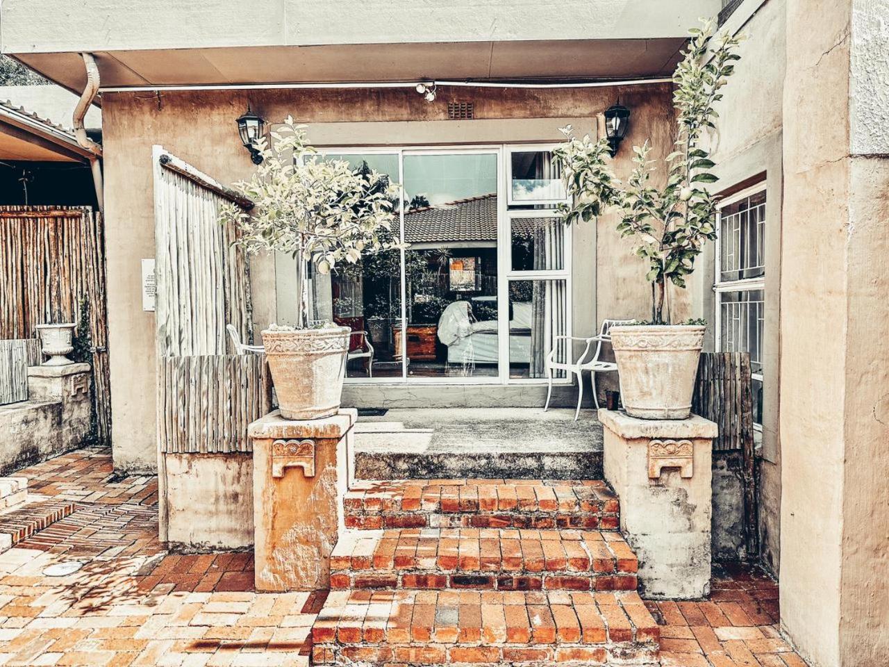 59 On True North Guest Rooms