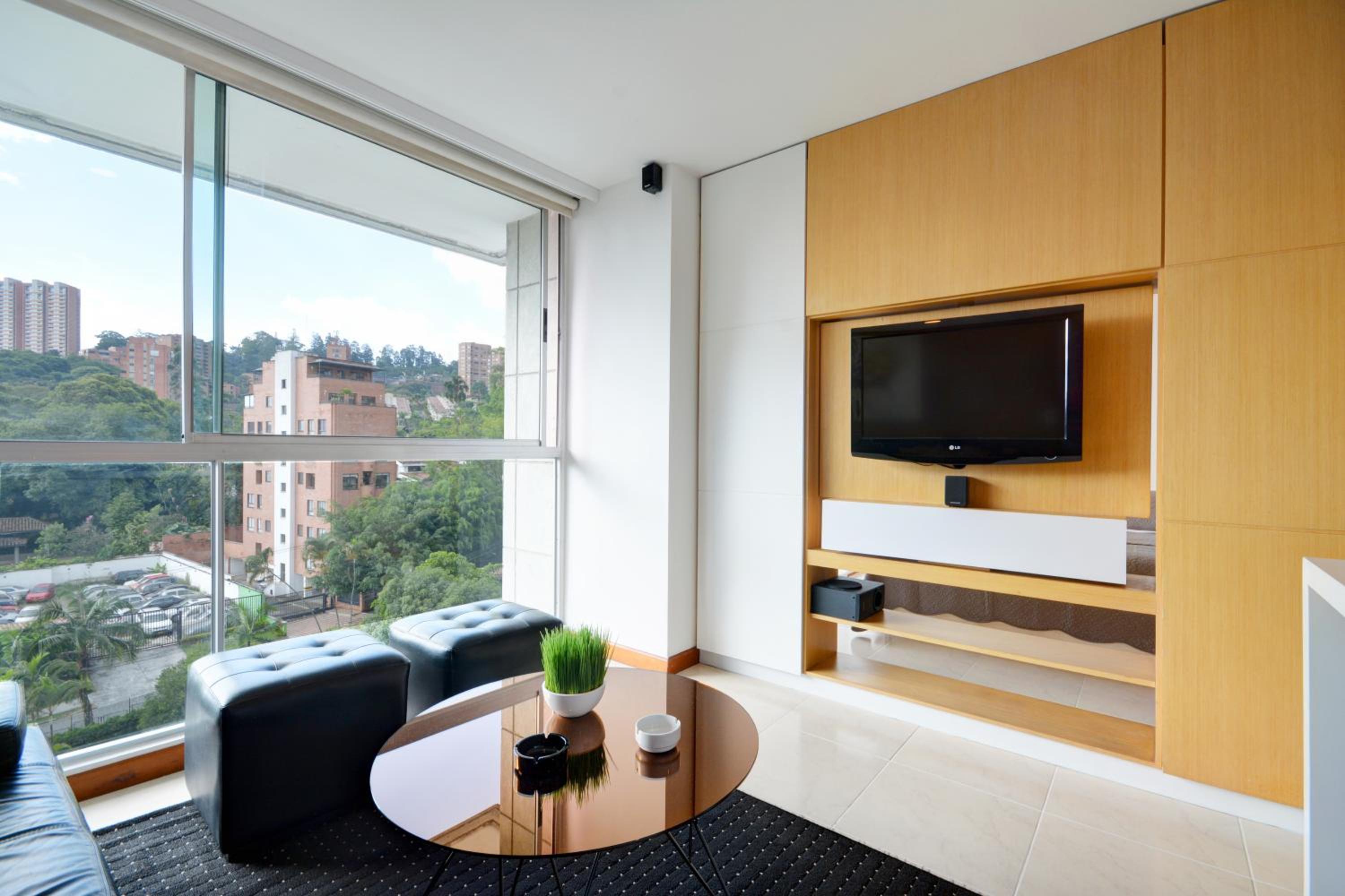 Blux Apartments Medellin