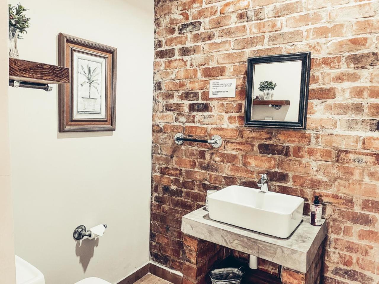 59 On True North Guest Rooms