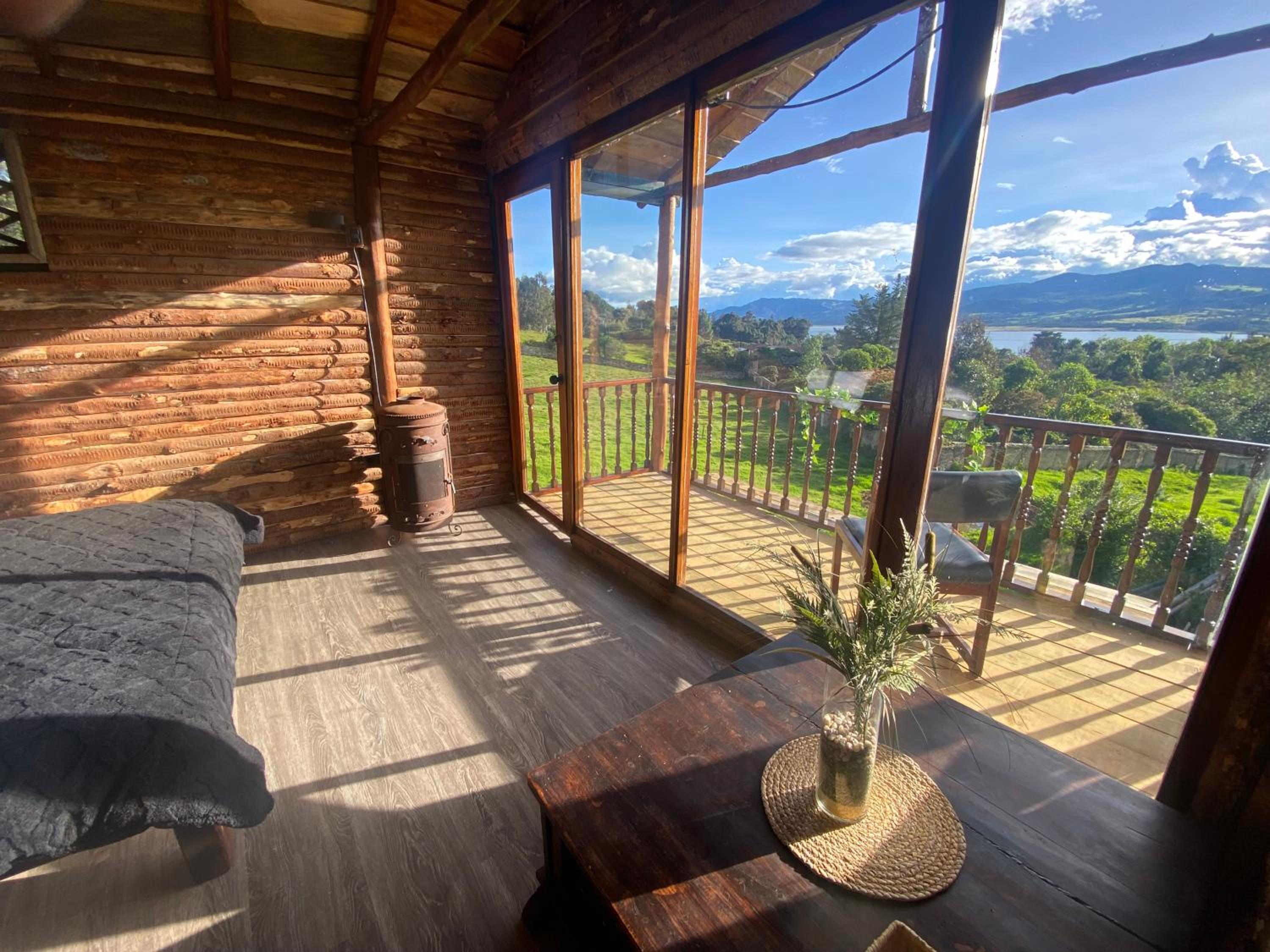 Casa del árbol Amadeus Guatavita