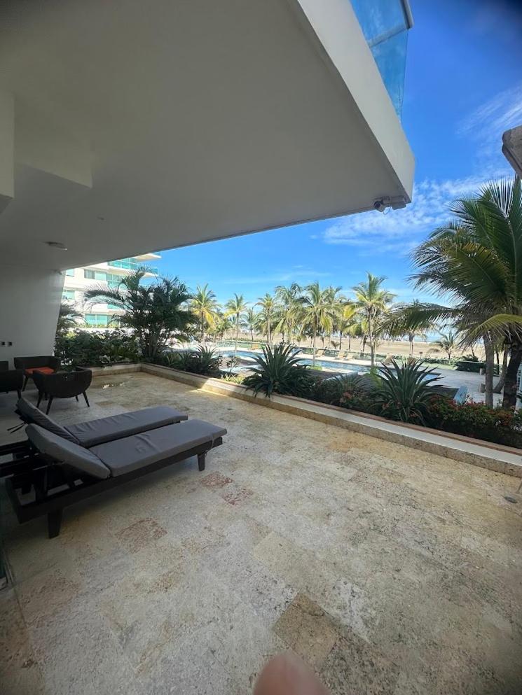 Apartamento con vista frontal al mar.