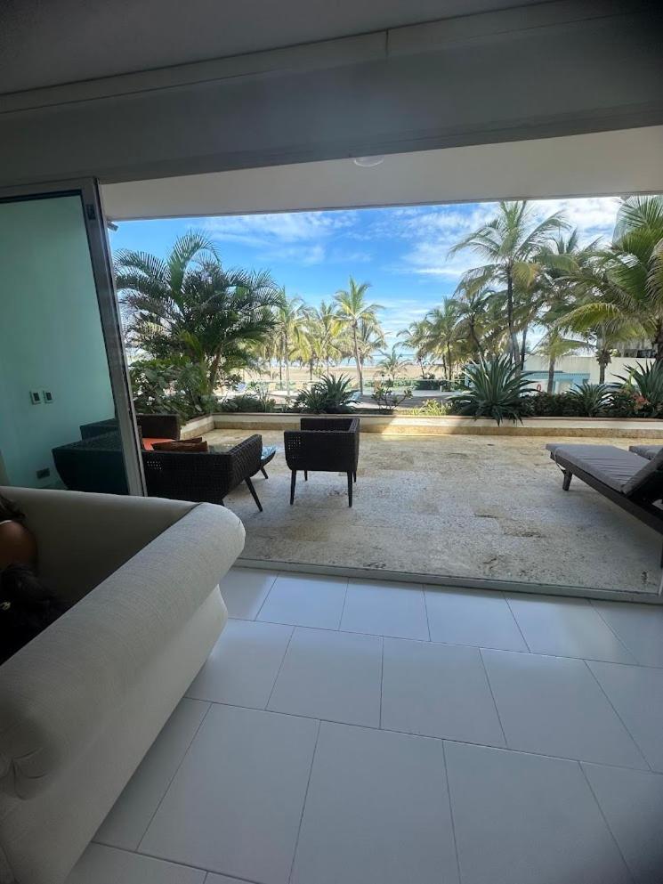Apartamento con vista frontal al mar.