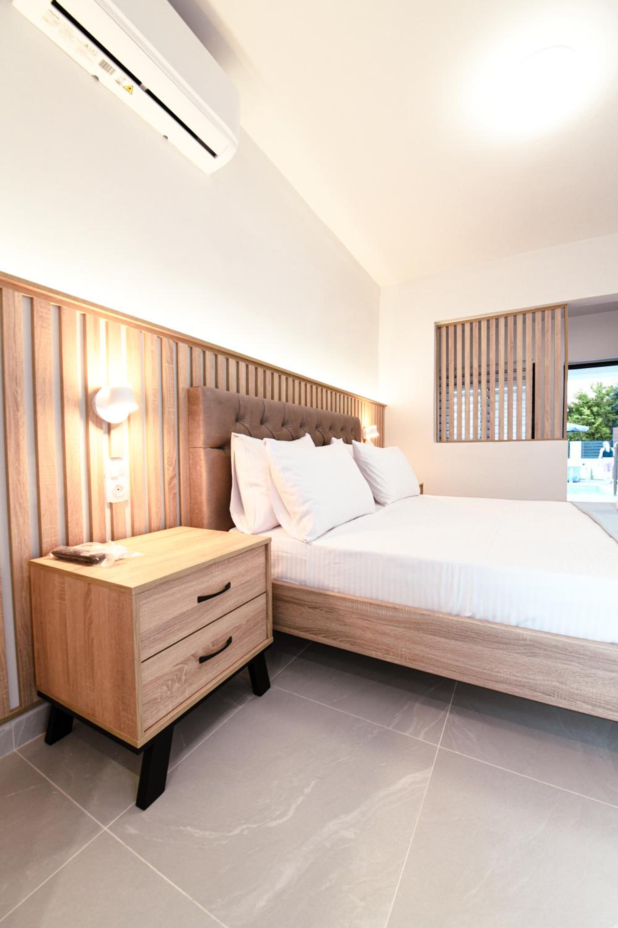 EliGio Luxury Suites