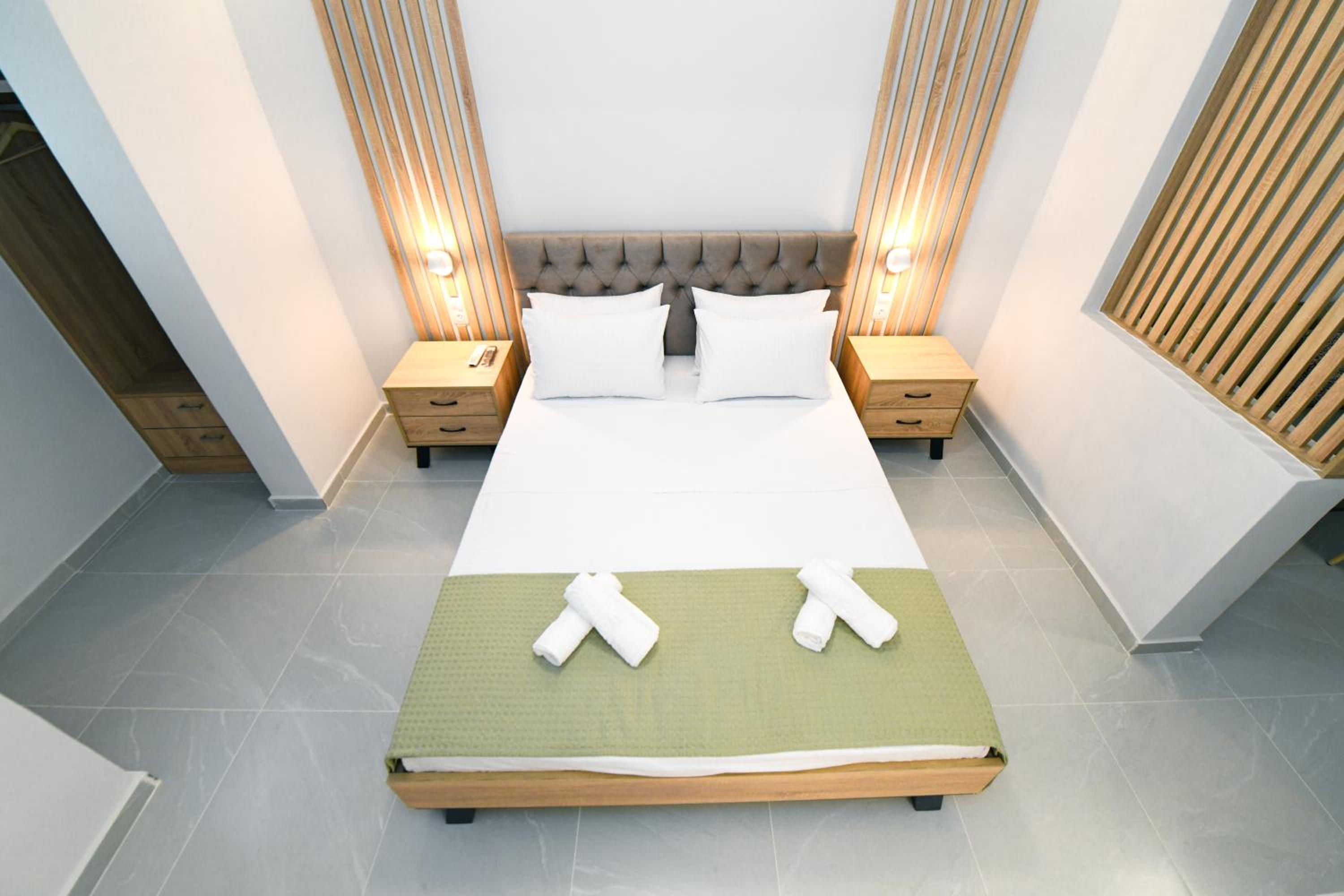 EliGio Luxury Suites