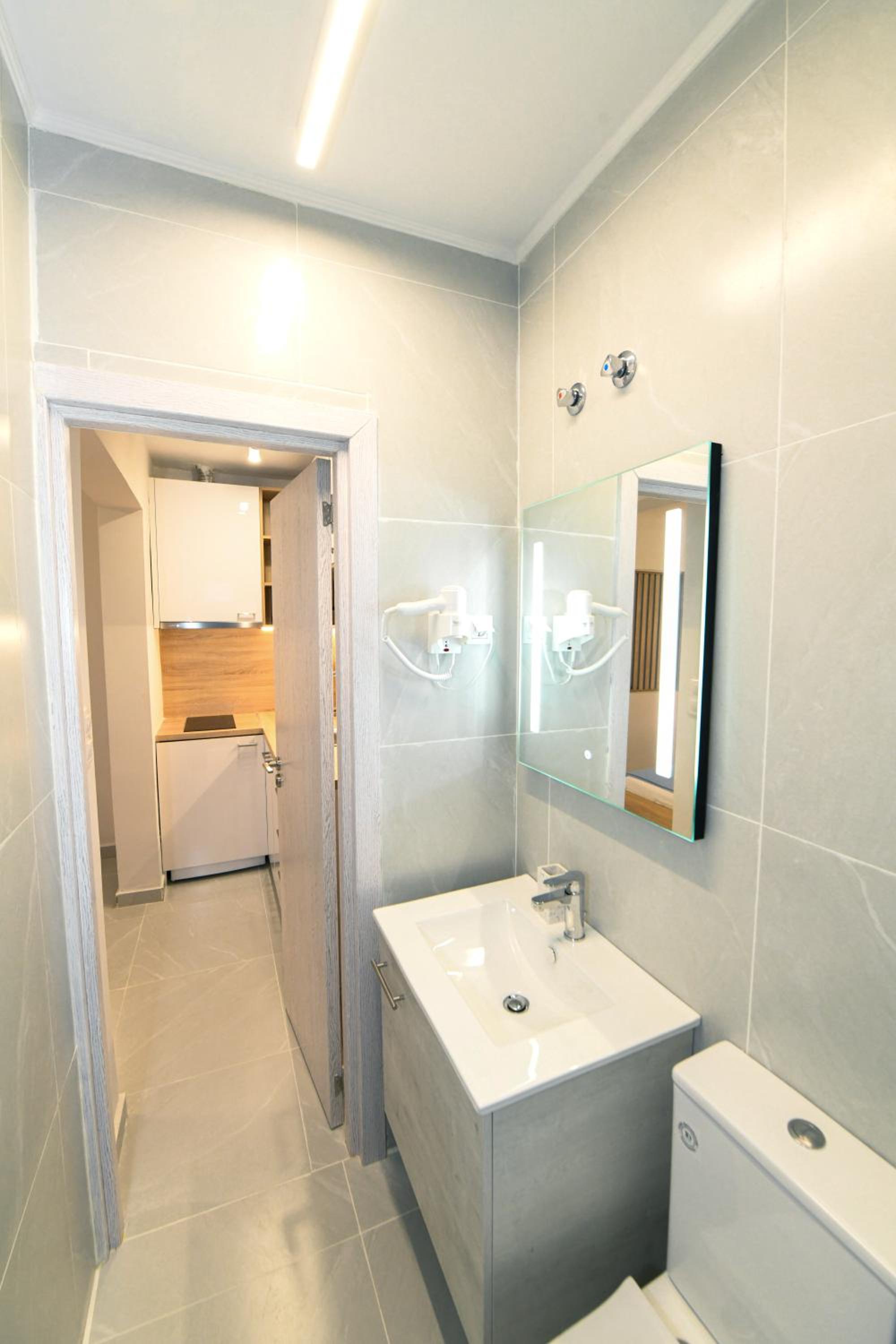 EliGio Luxury Suites