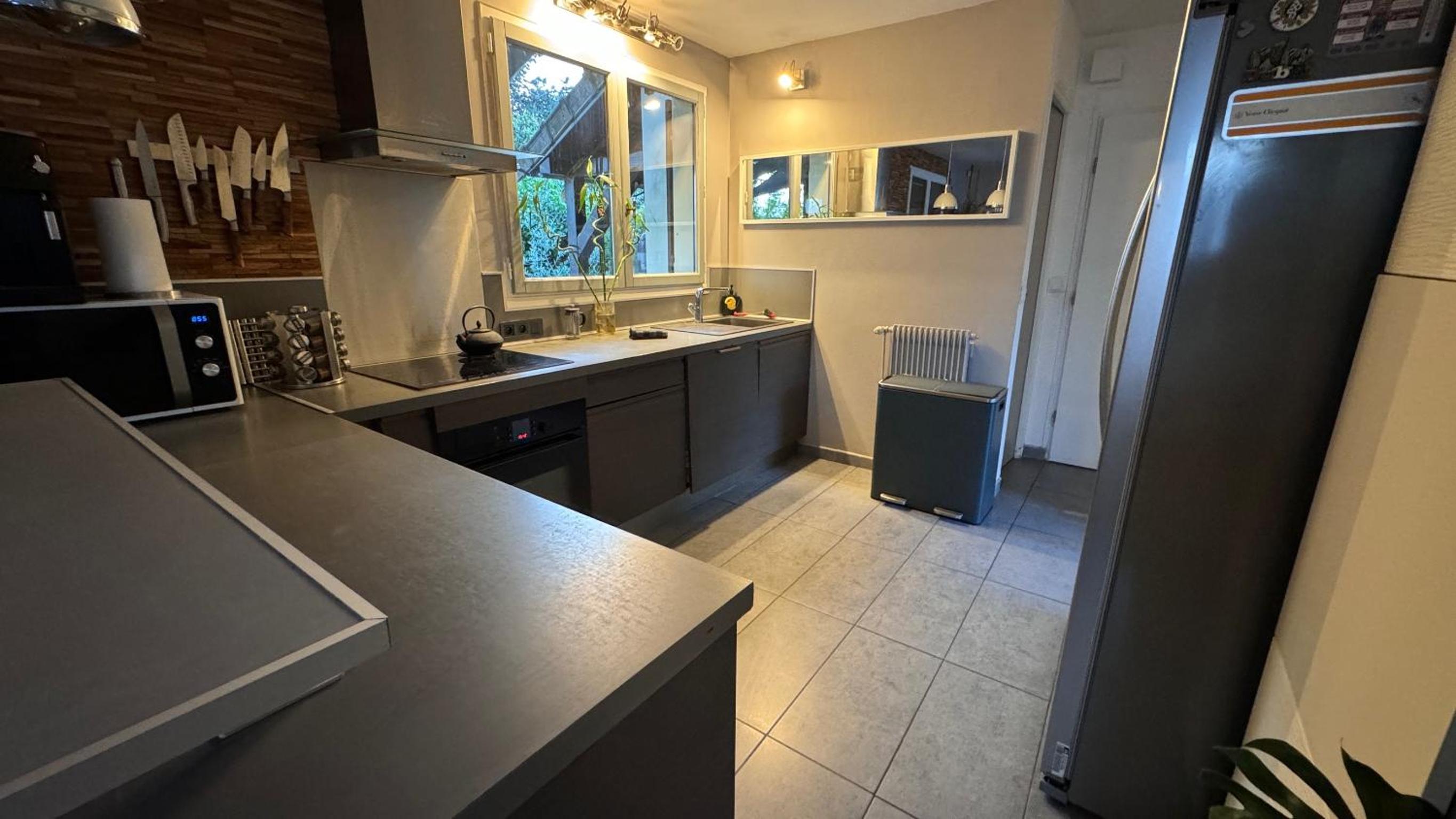 Maison au calme avec jardin proche Paris