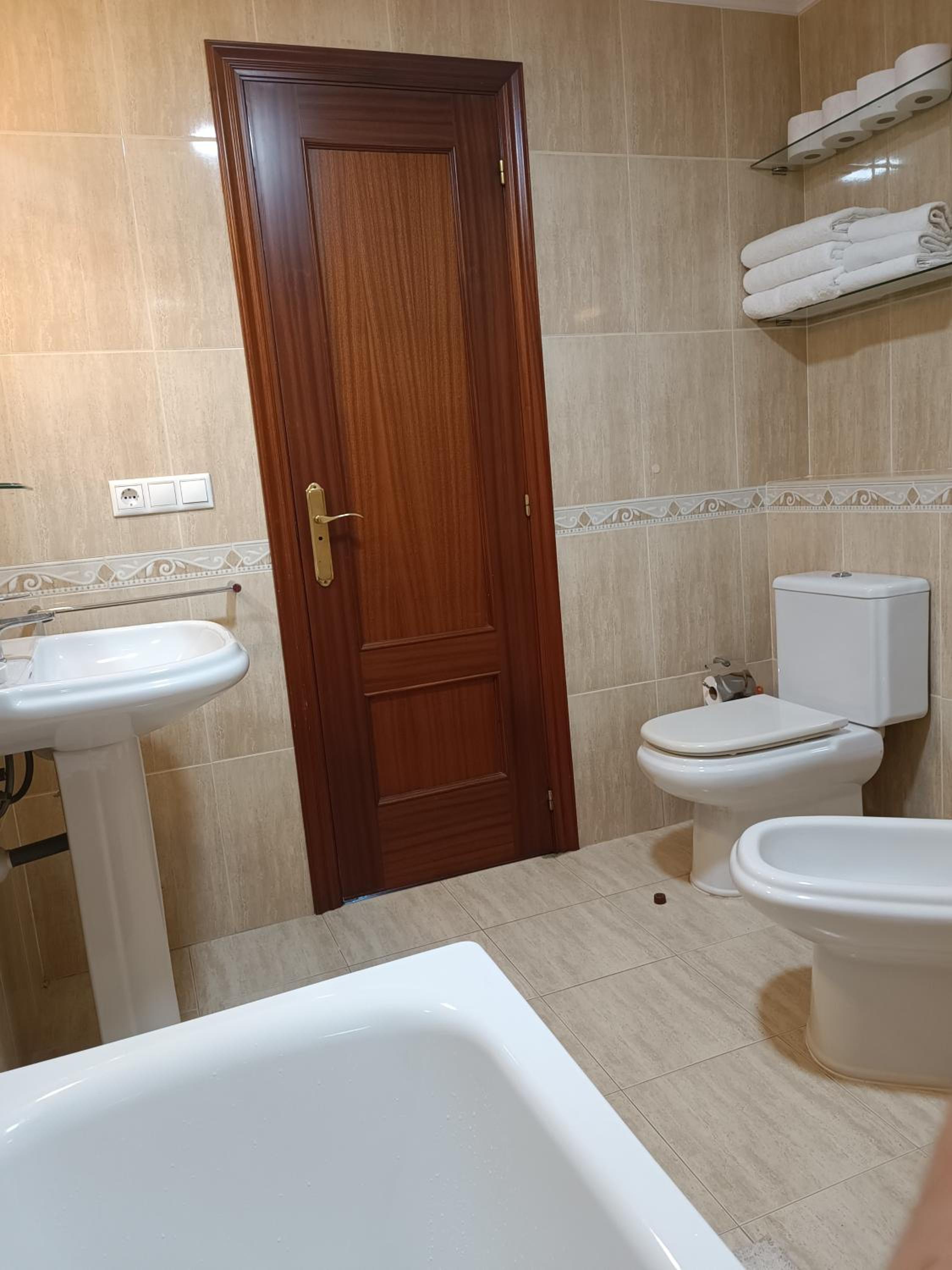 Ático con 3 habitaciones en Poio view 2