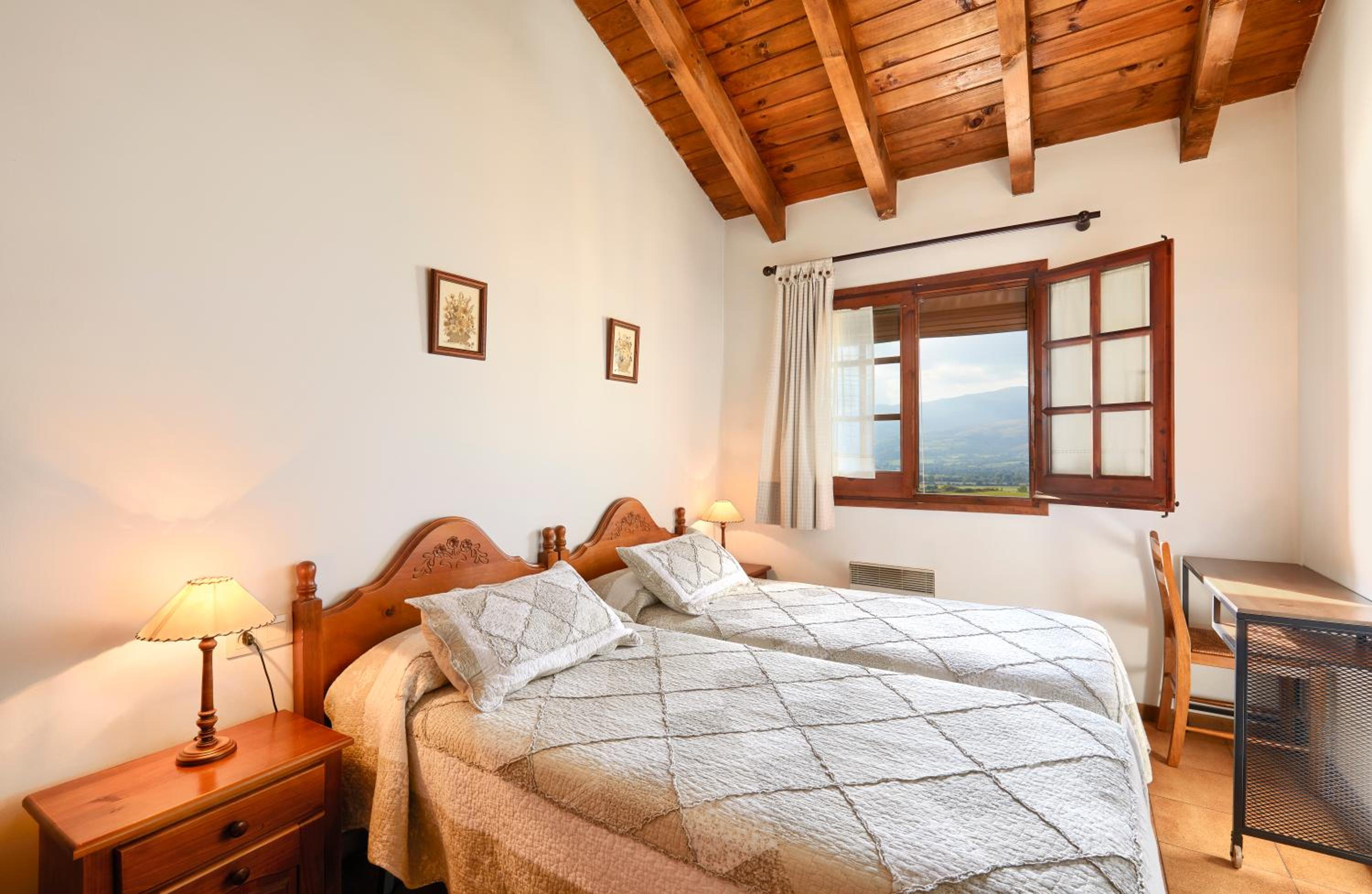 Cal Mateu view 3