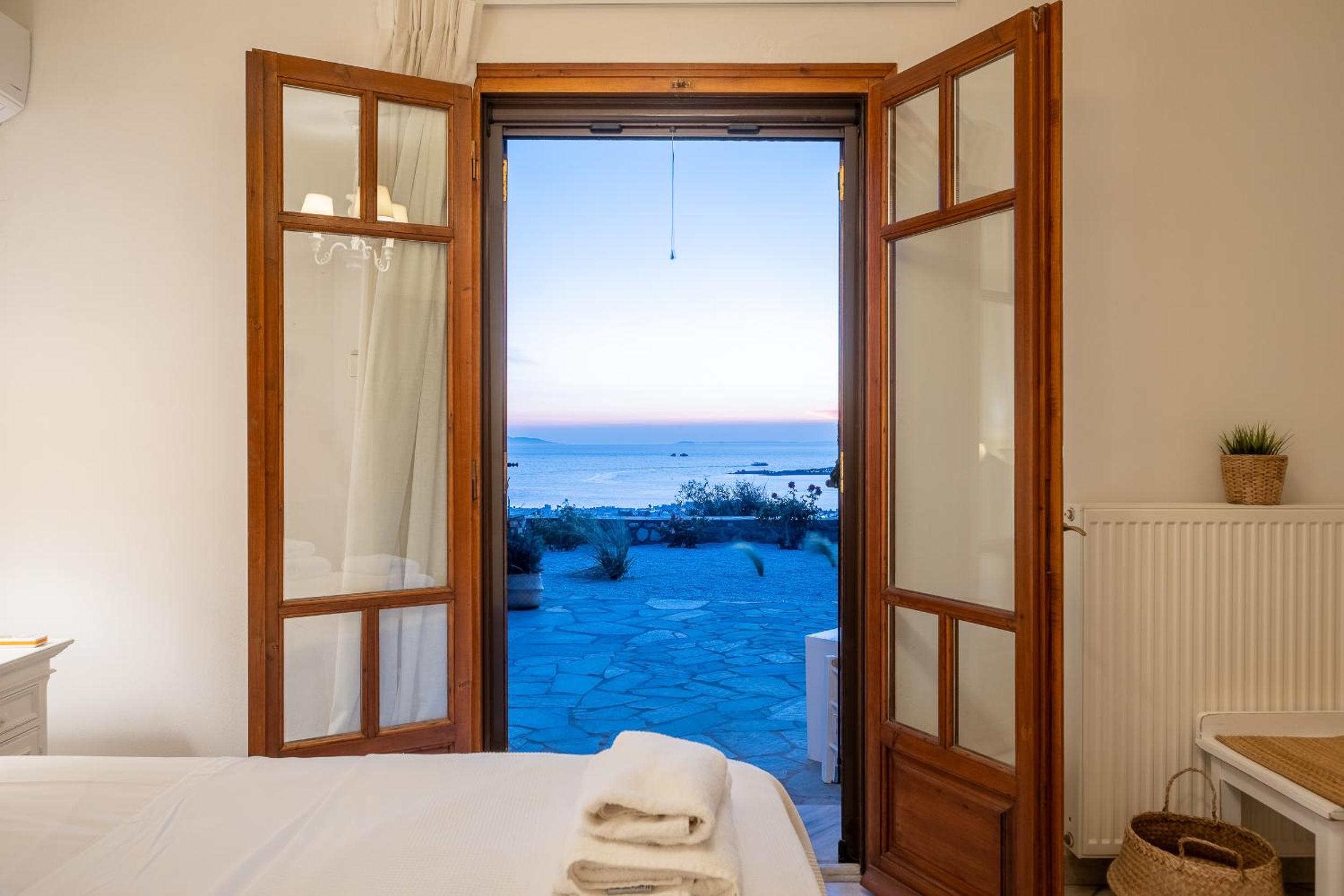 Andreas sunset house