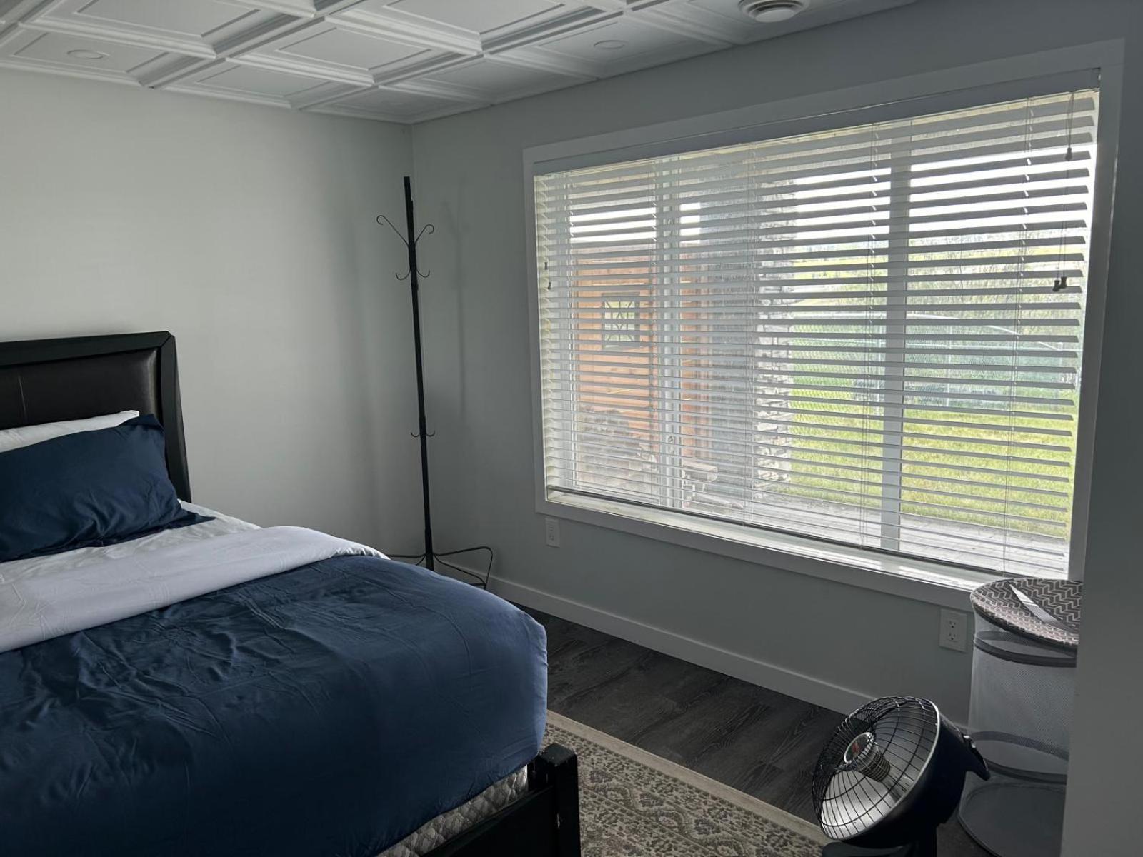 Executive Walkout Basement Suite - Close to Banff