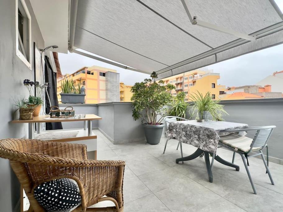 City center Studio penthouse near the beach
