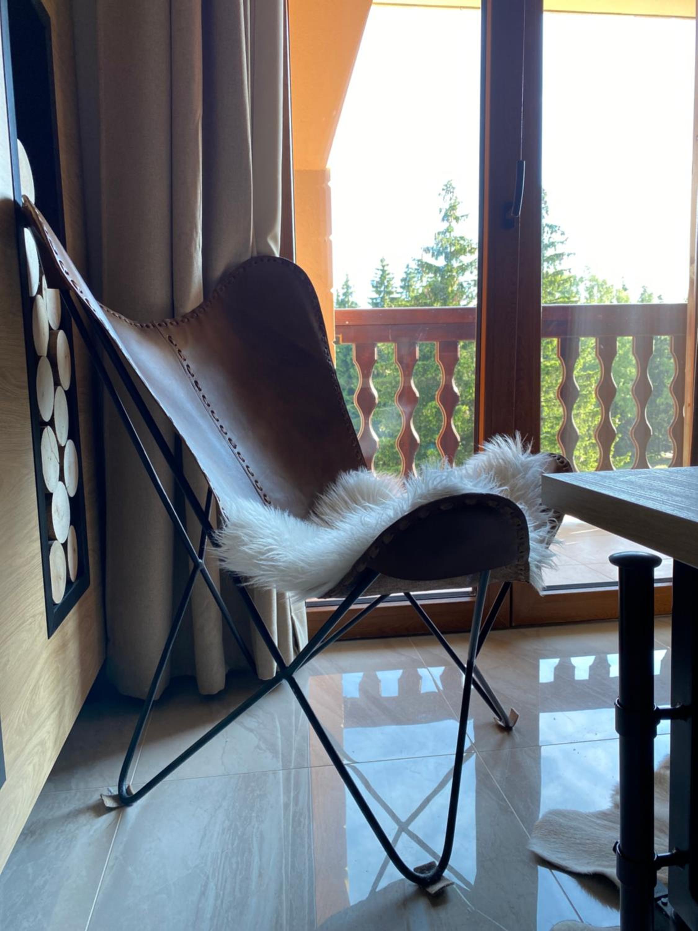 Miris Zlatara view 5