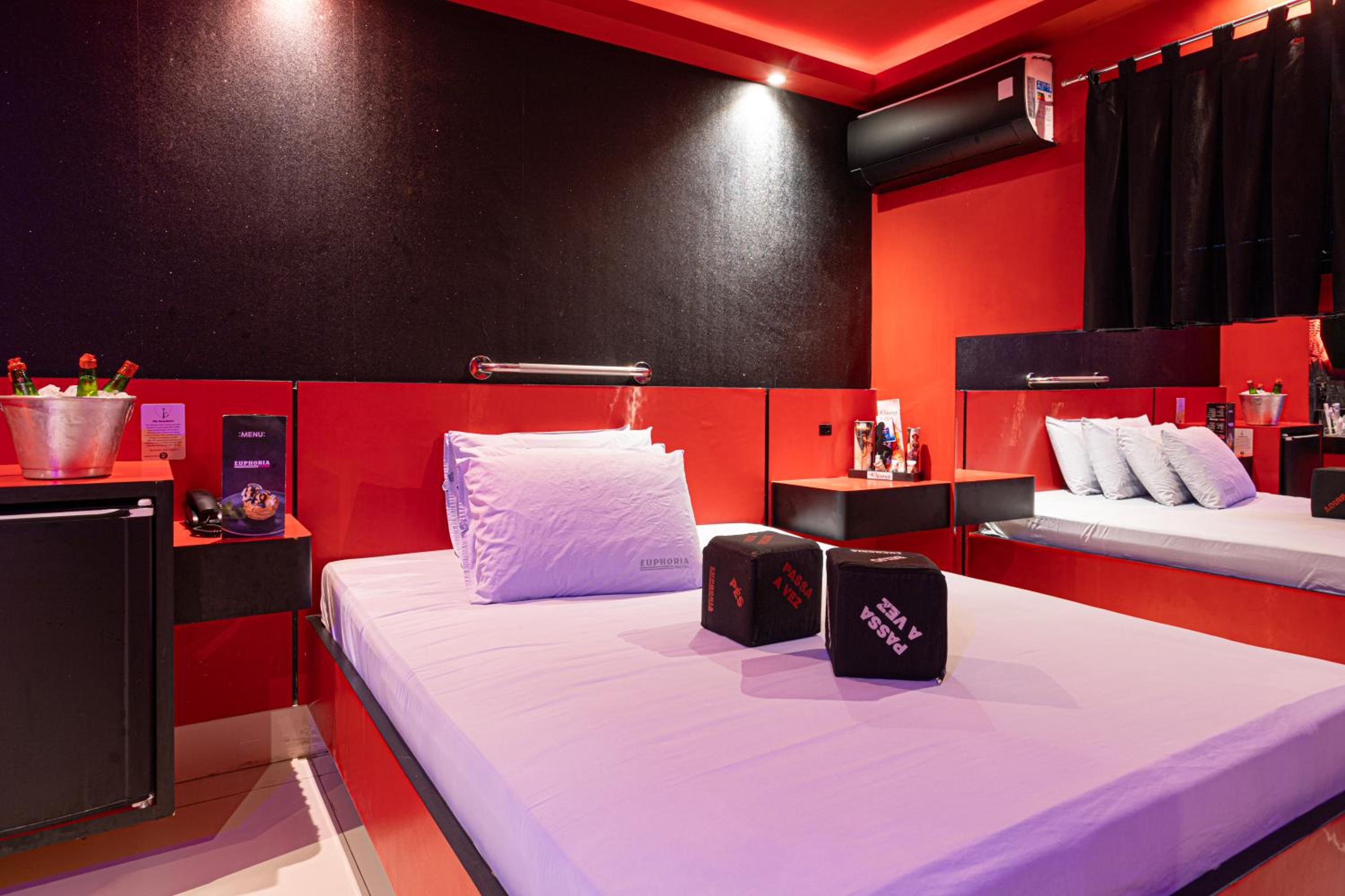 EUPHORIA MOTEL