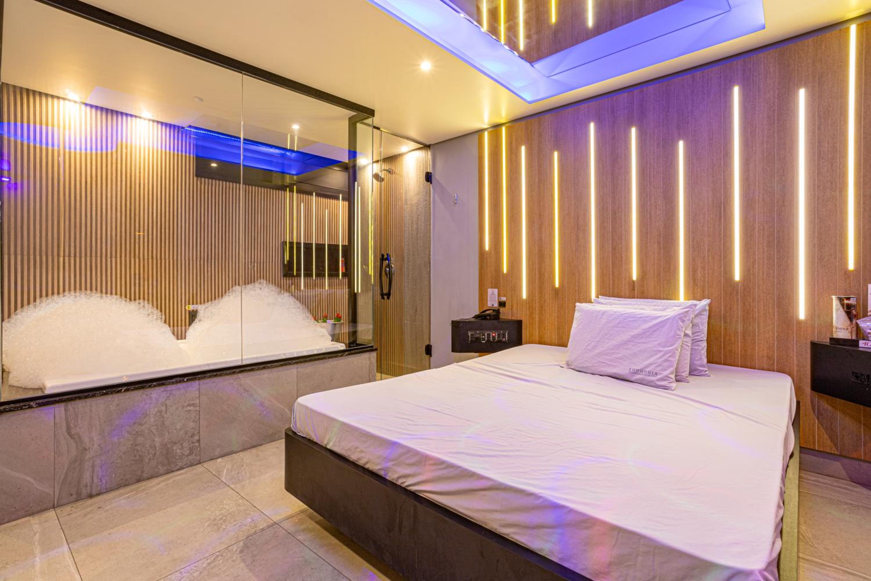 EUPHORIA MOTEL