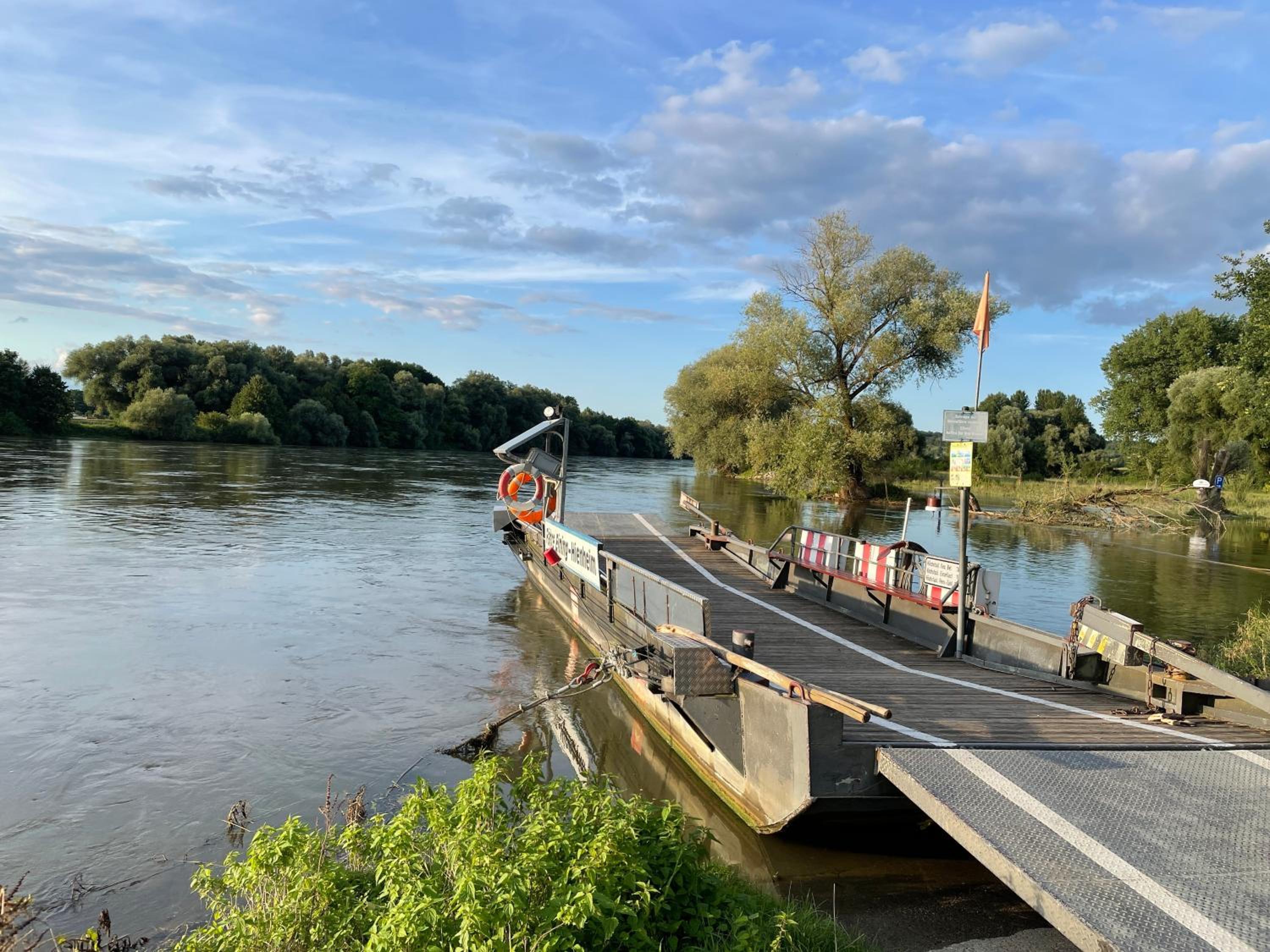 Ferienwohnung-neu renoviert-nahe Regensburg