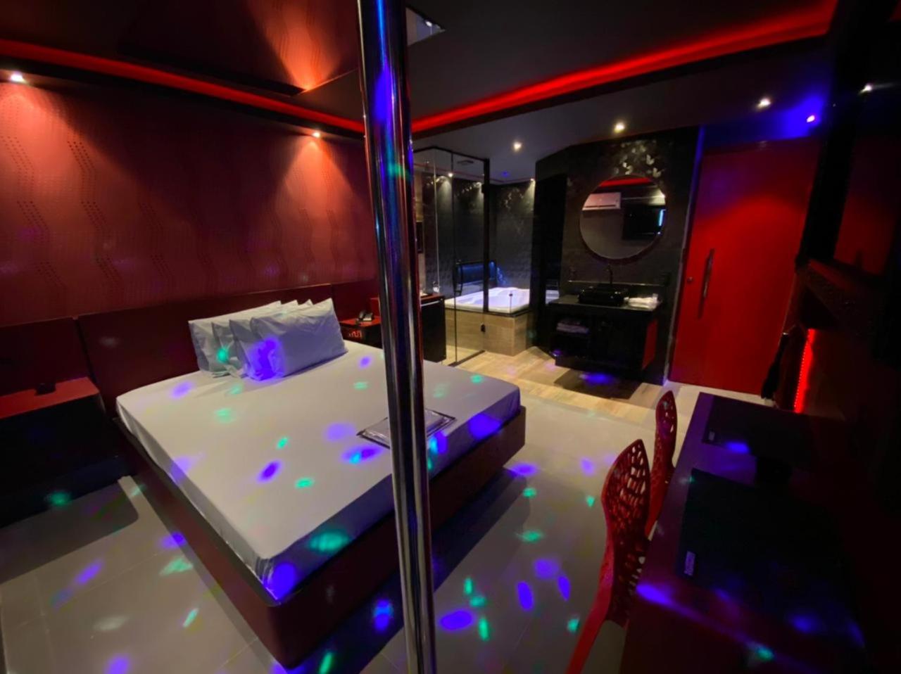 EUPHORIA MOTEL