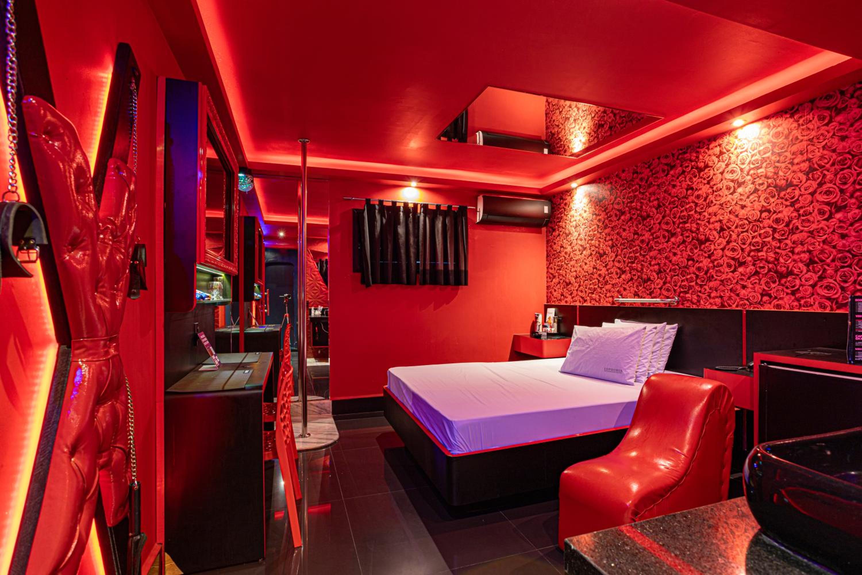 EUPHORIA MOTEL