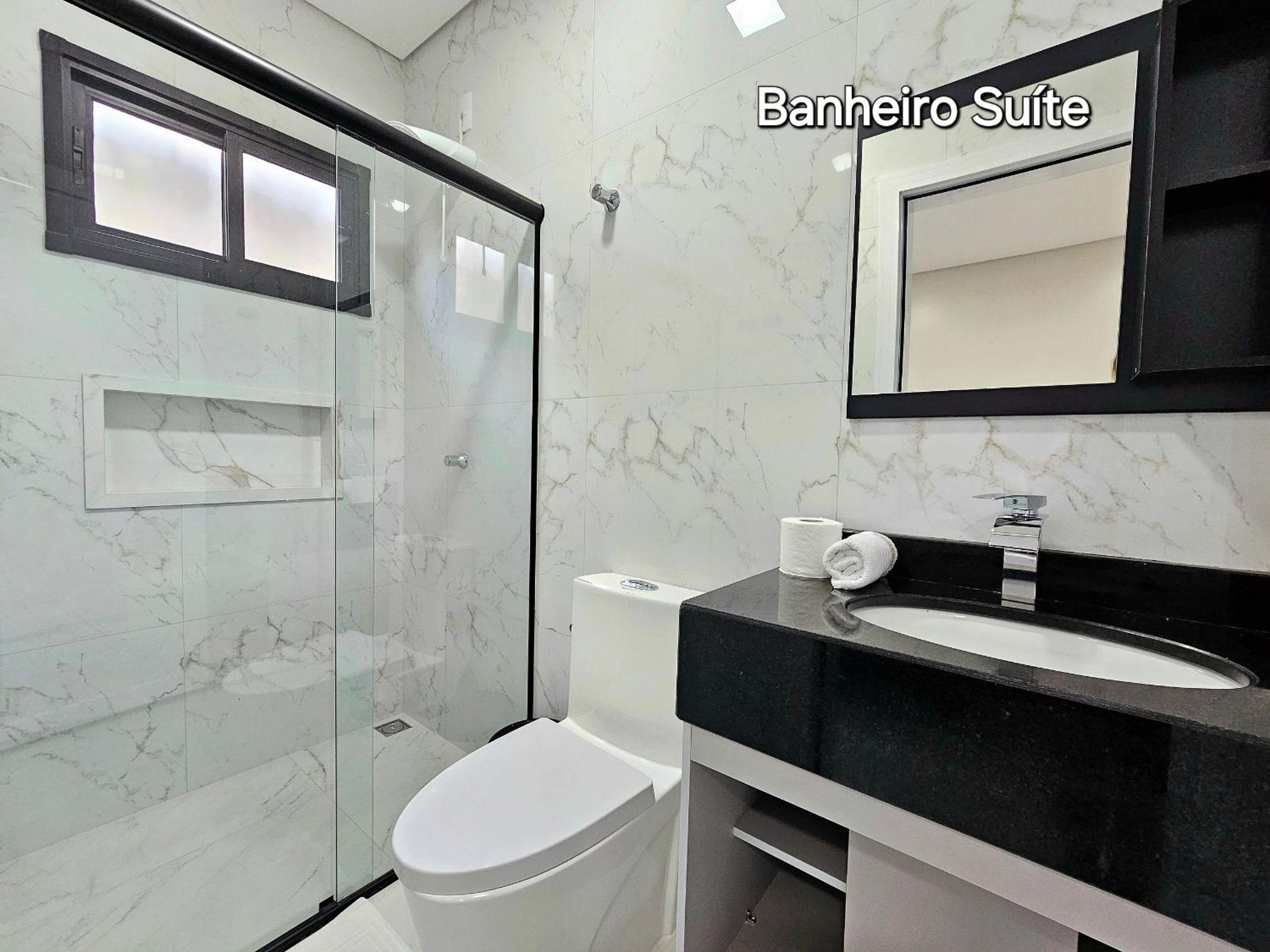 Casa Novíssima Piscina prox Cataratas e Centro