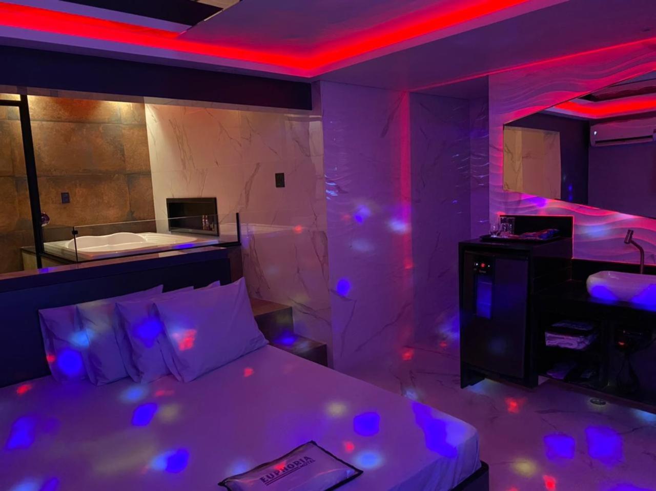 EUPHORIA MOTEL