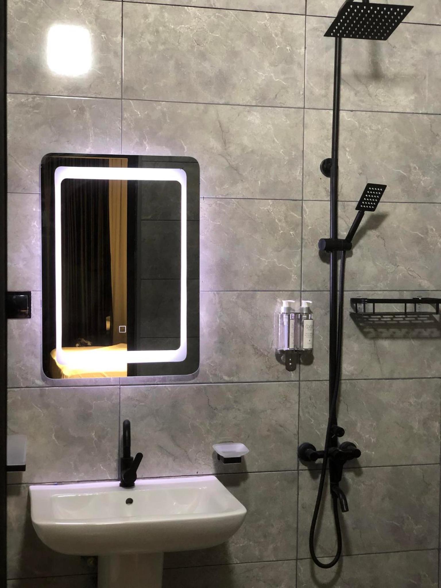 Photo 27