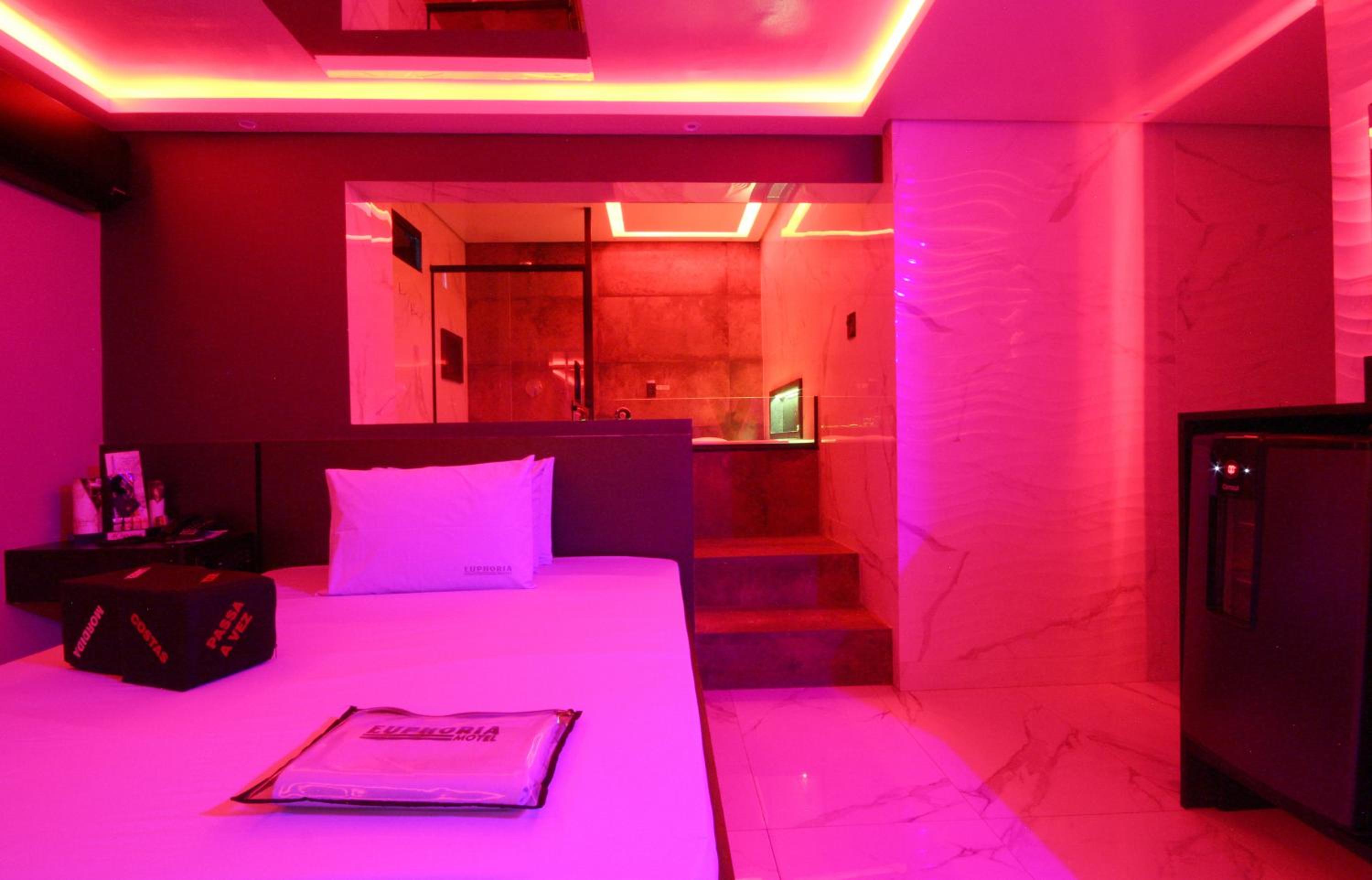 EUPHORIA MOTEL