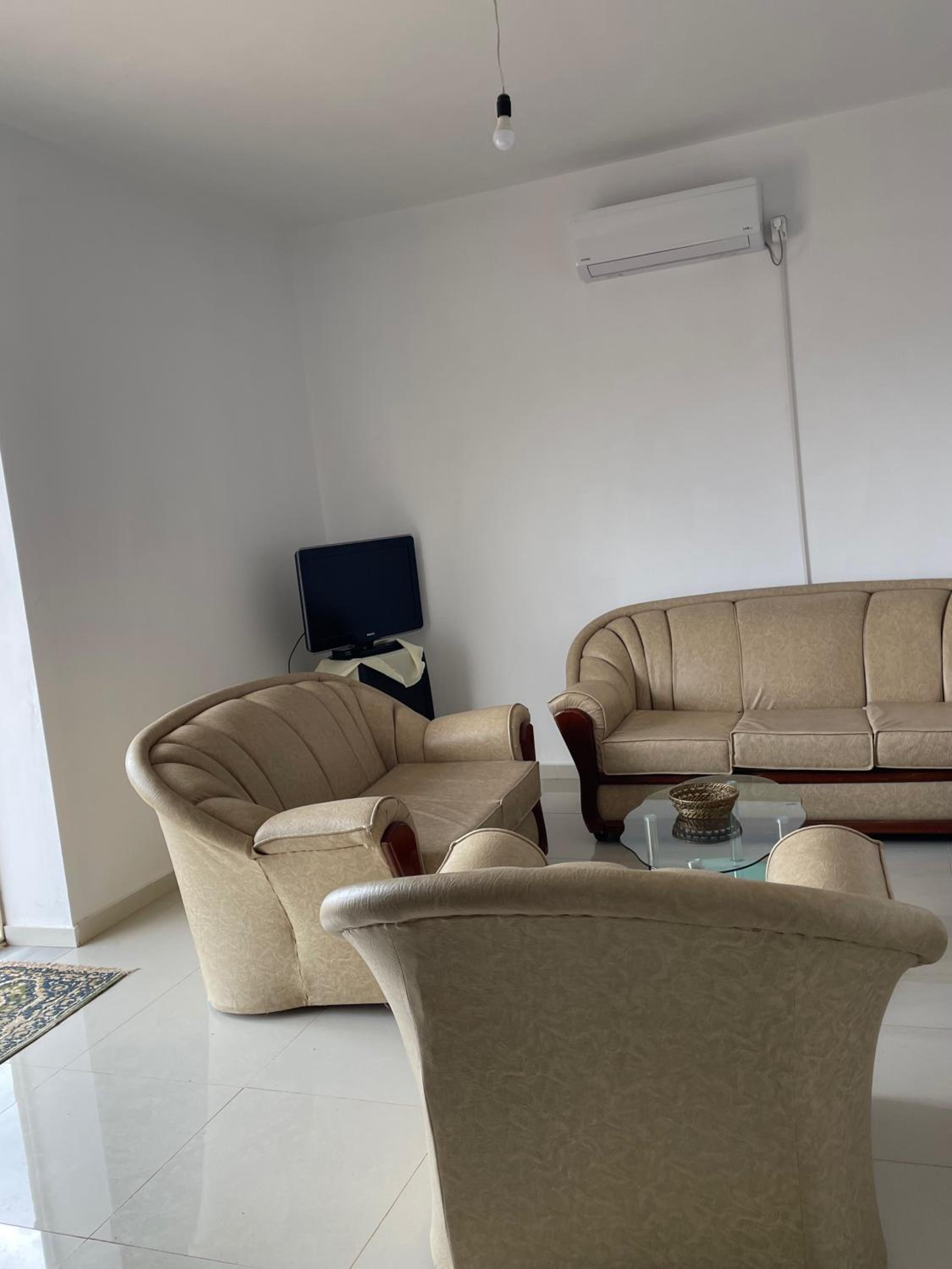 Kle's Apartment