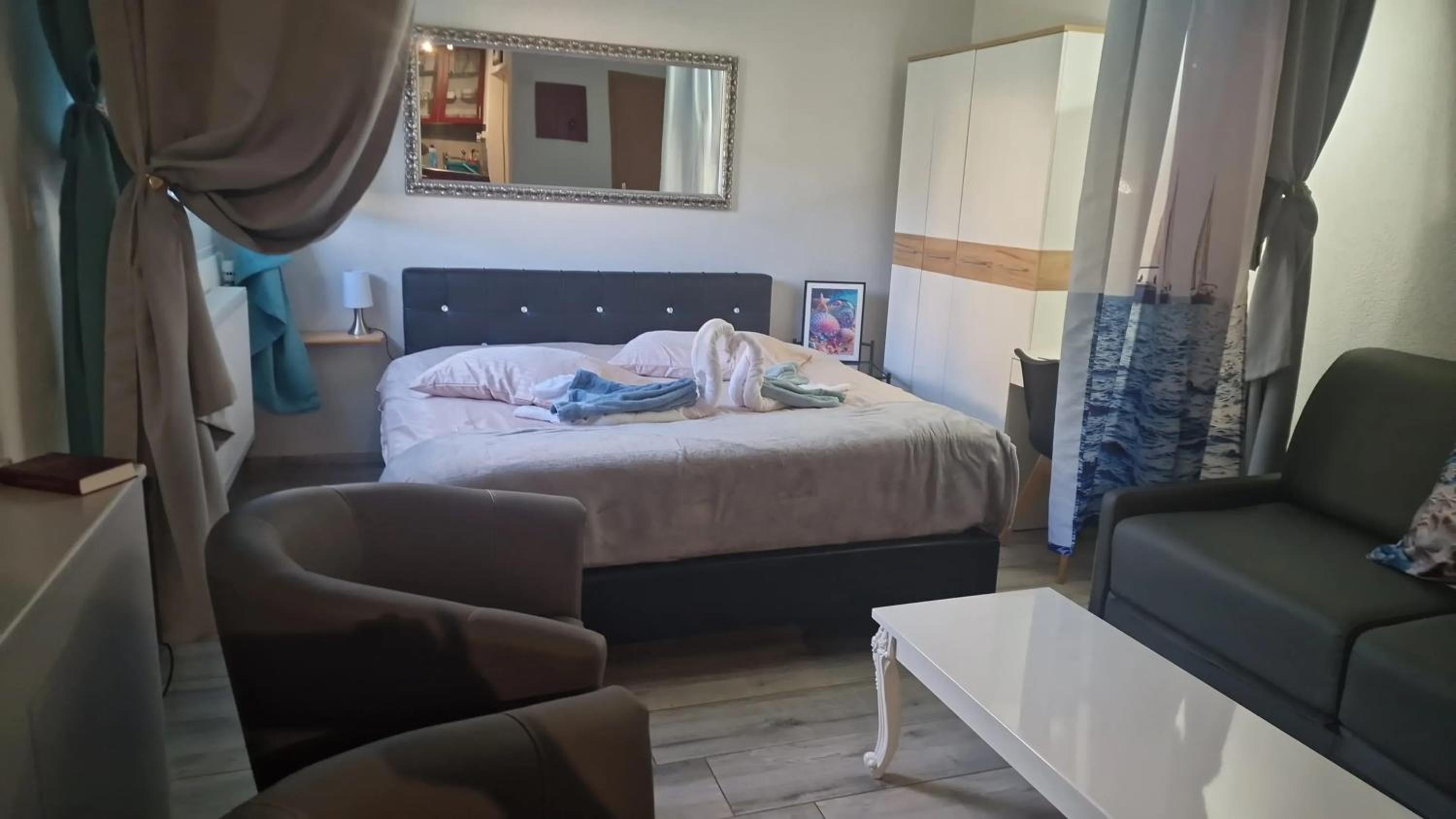 Comfortable studio in Bevaix with mountain view - 30 m² + Spa
