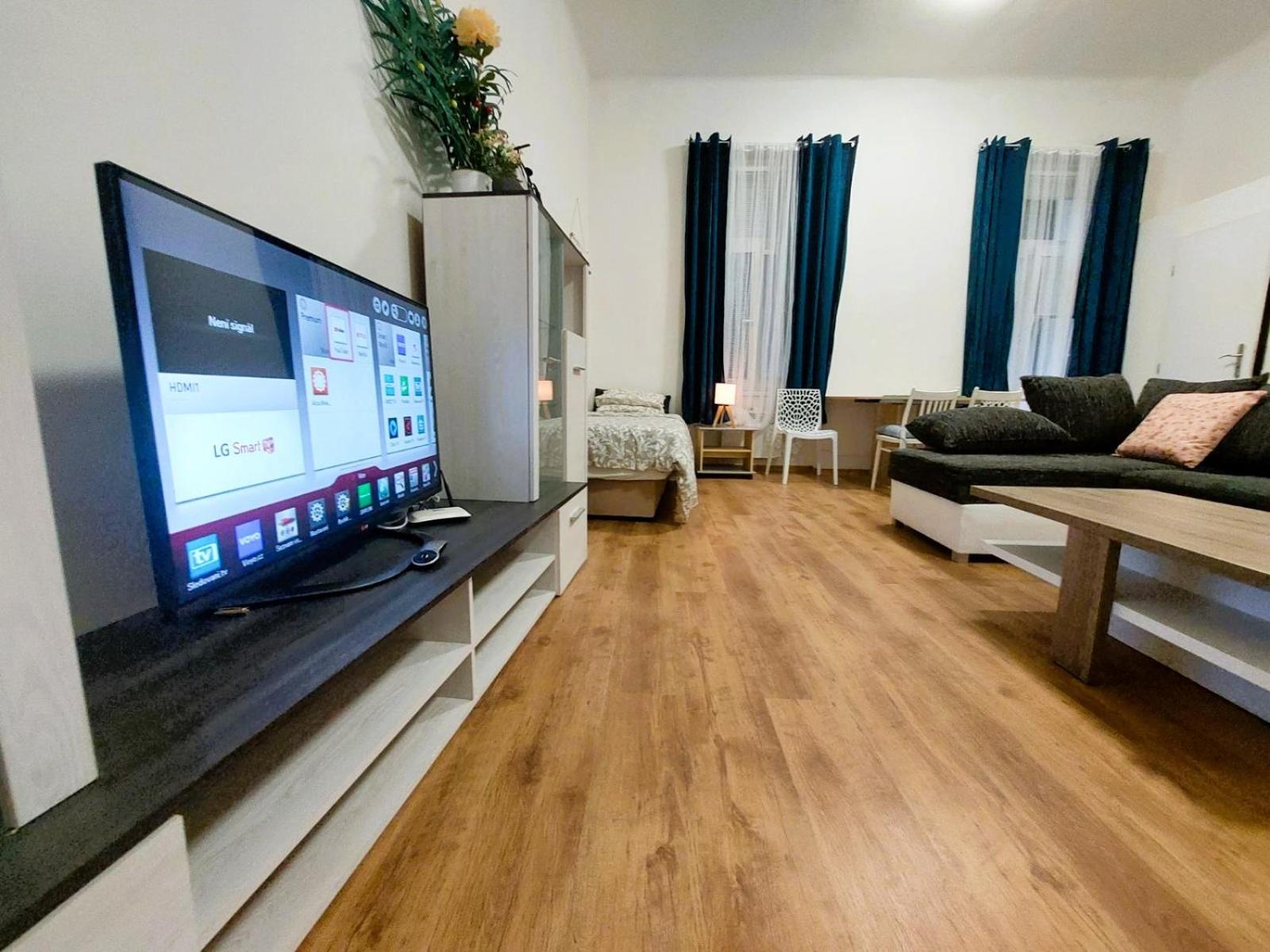 Apartmán ČSA #2# v historickém centru Hradec Králové