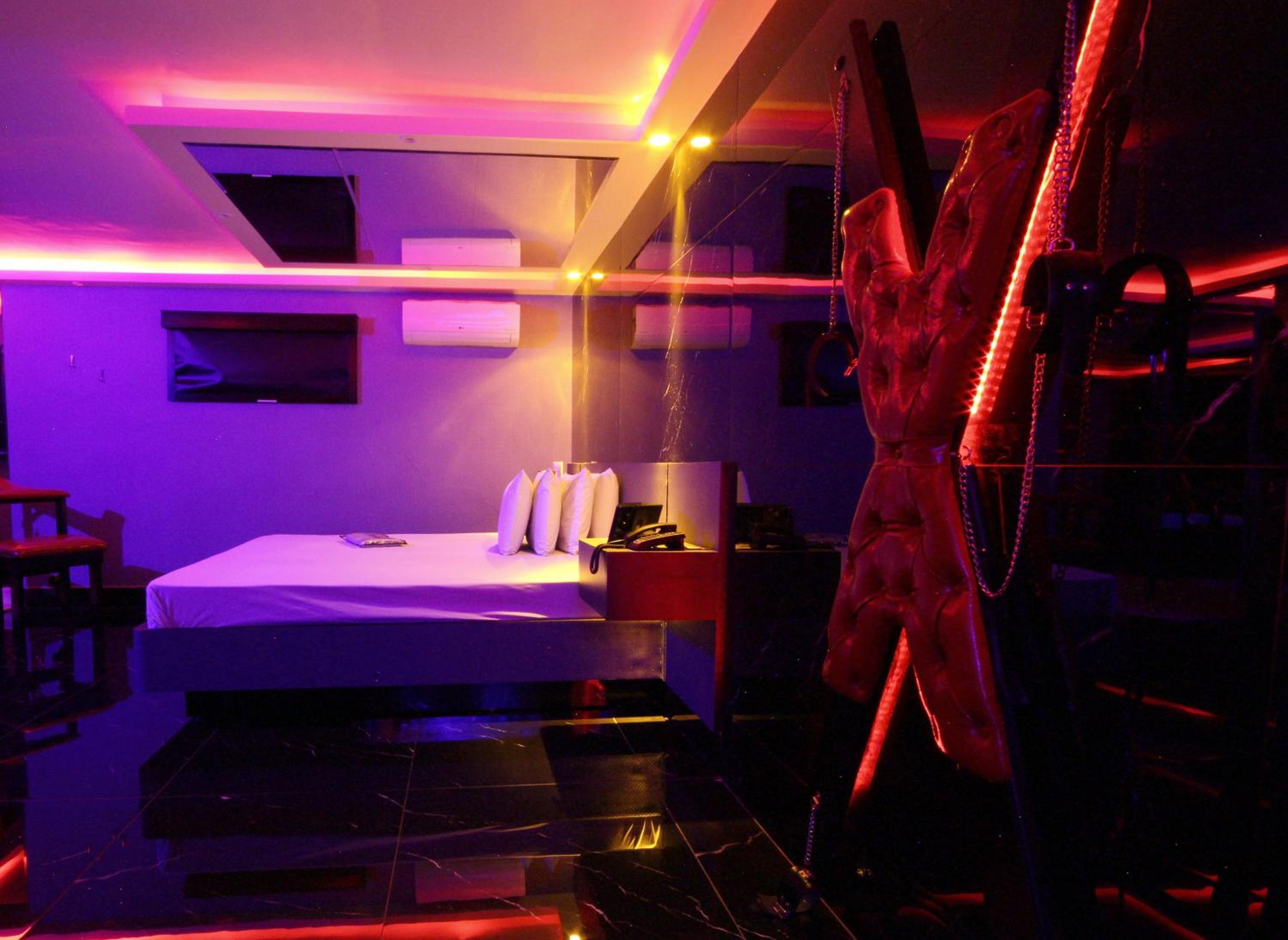 EUPHORIA MOTEL