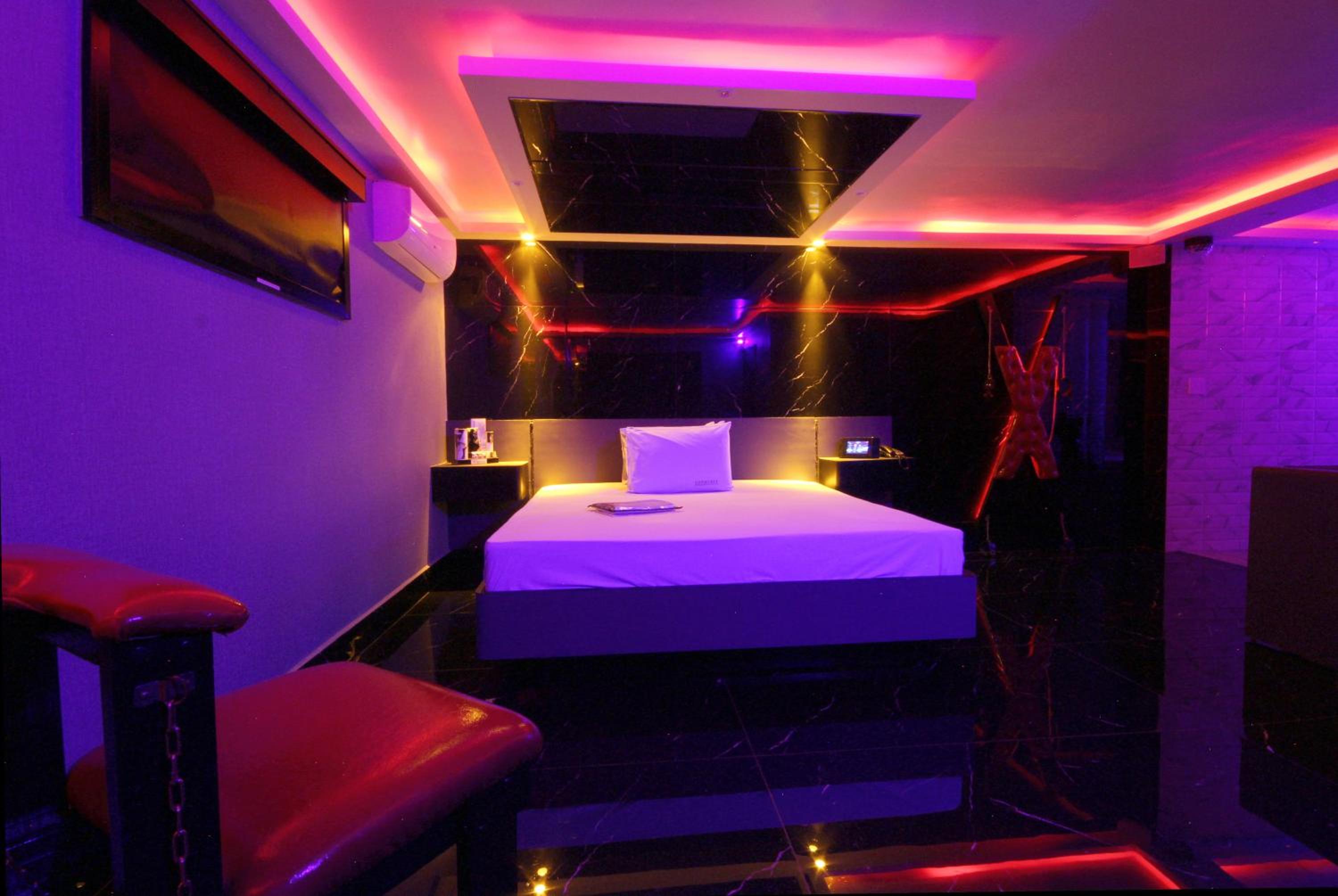 EUPHORIA MOTEL
