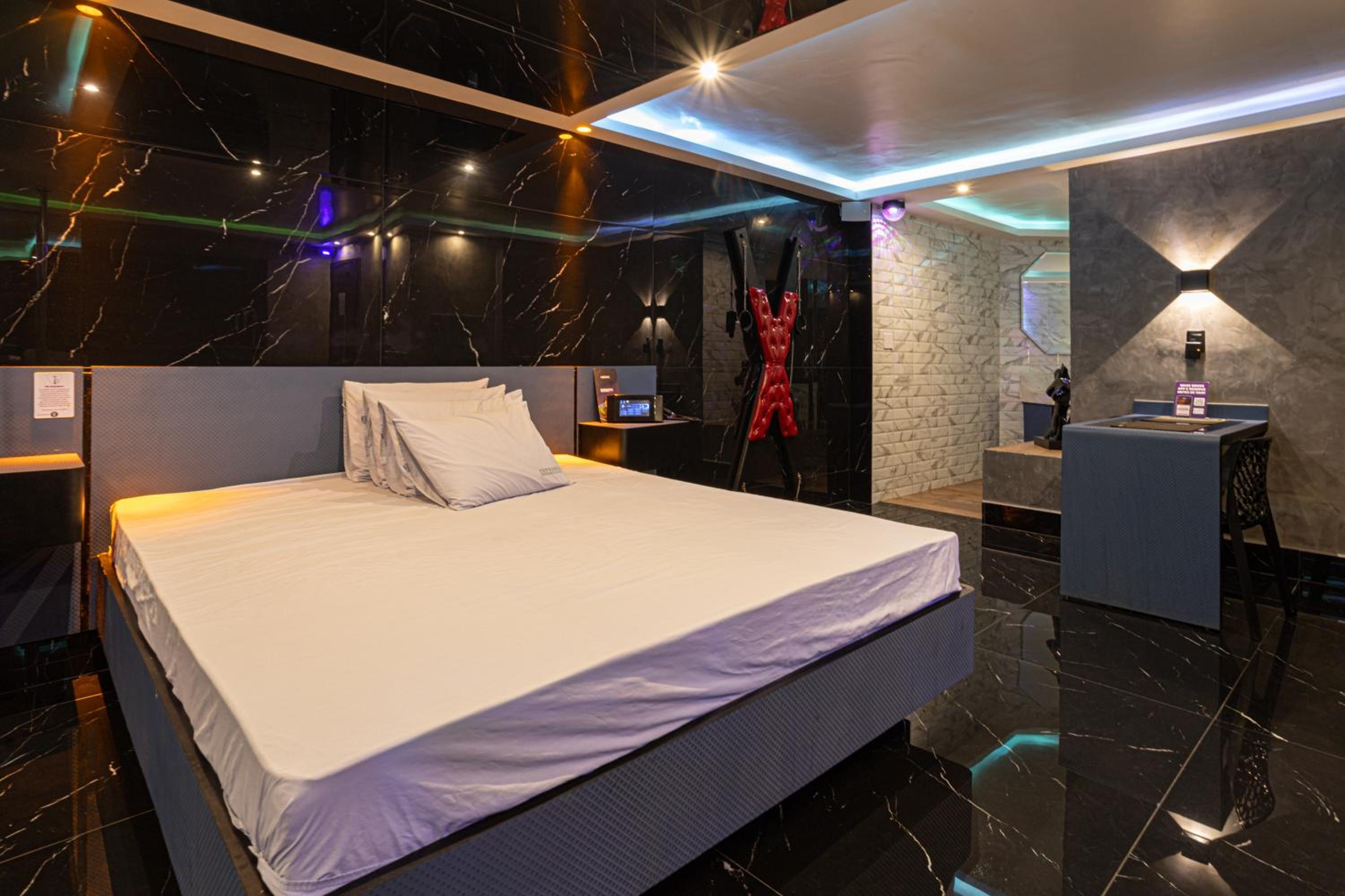 EUPHORIA MOTEL