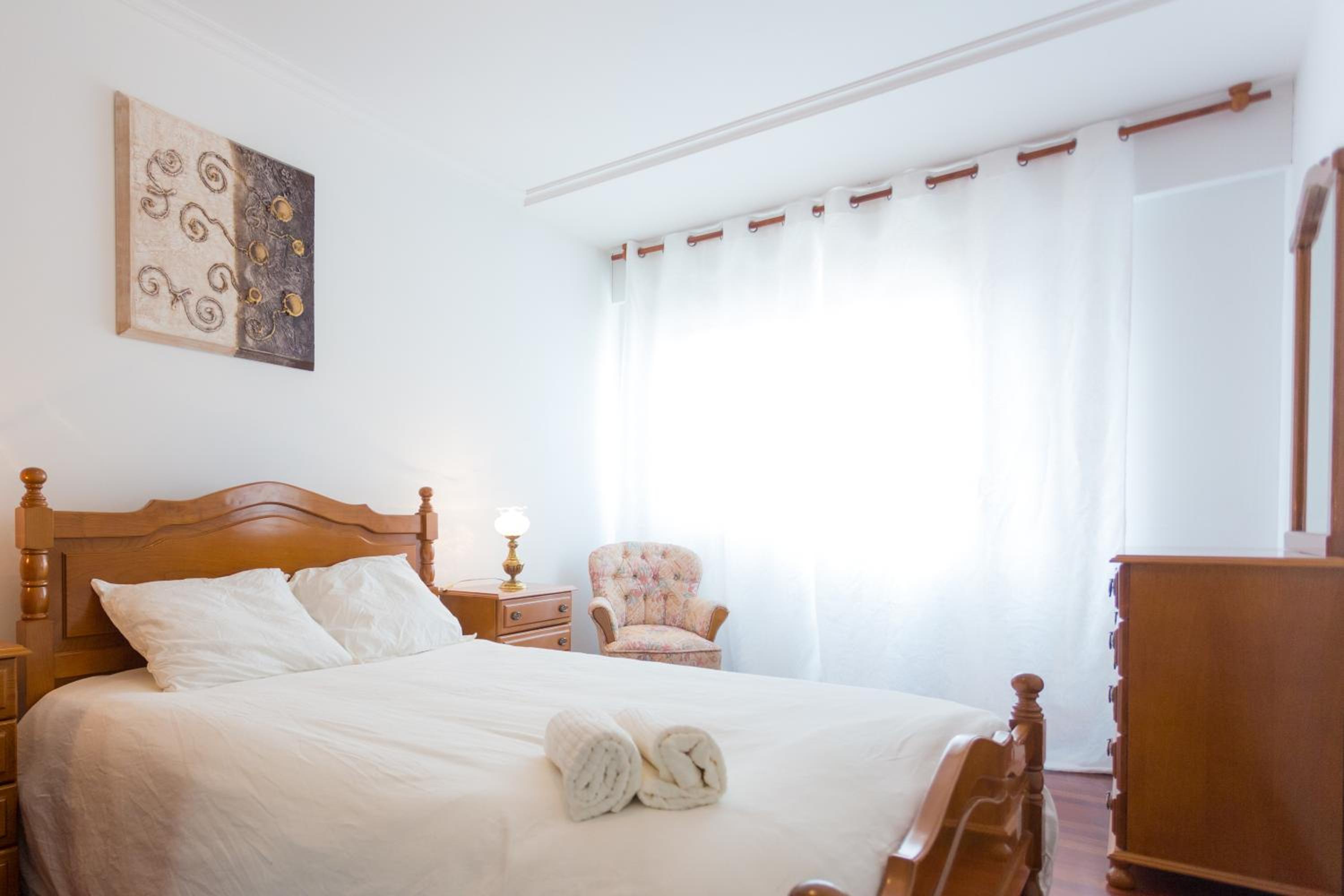 Disfruta de Melide en este amplio apartamento - Property Image 7