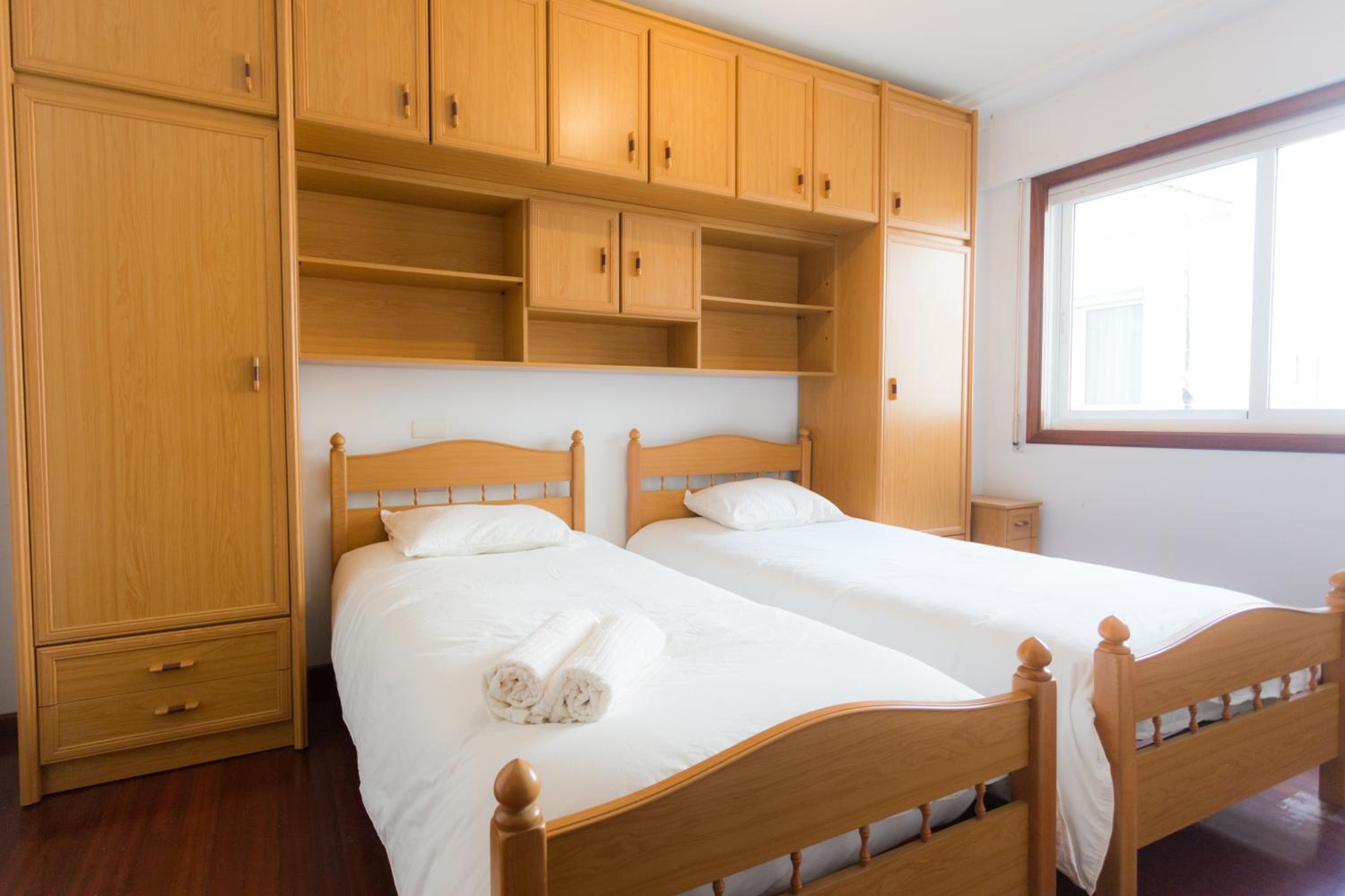Disfruta de Melide en este amplio apartamento - Property Image 6