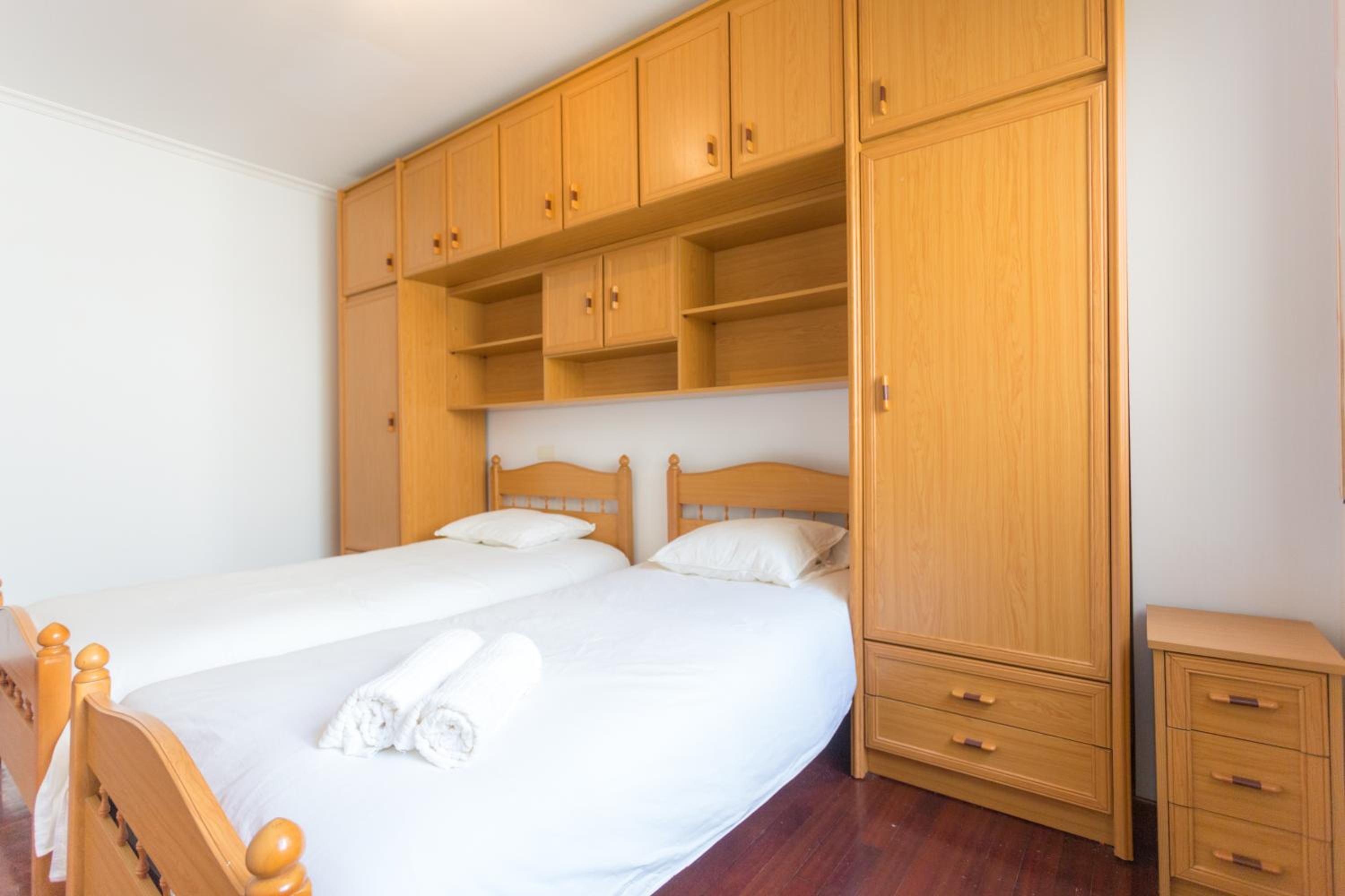 Disfruta de Melide en este amplio apartamento - Property Image 5