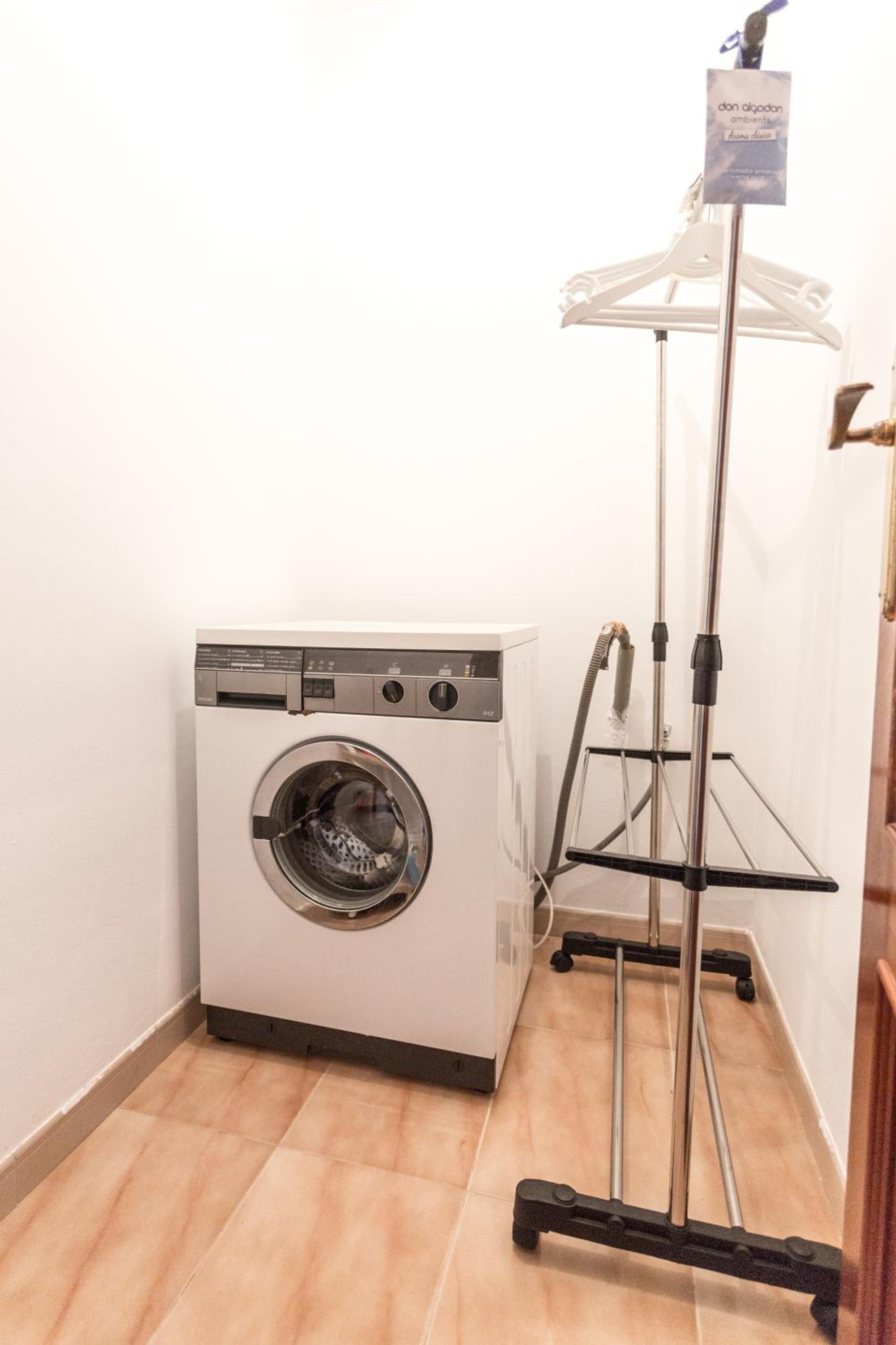 Disfruta de Melide en este amplio apartamento - Property Image 2