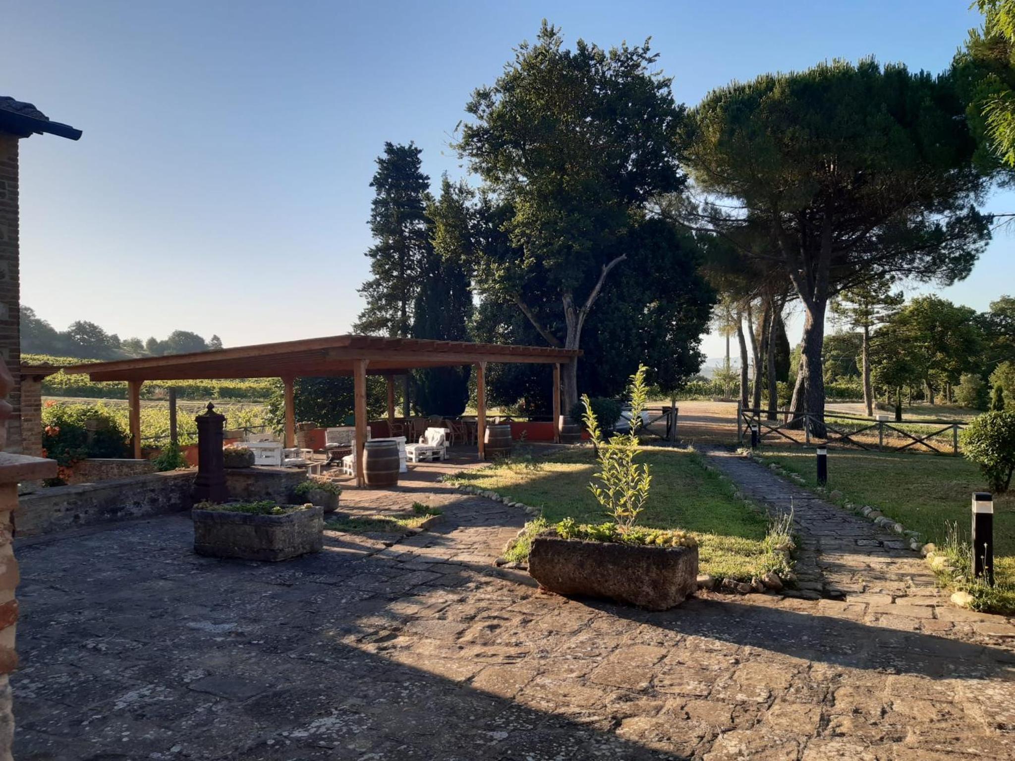Villa Cerciano view 5