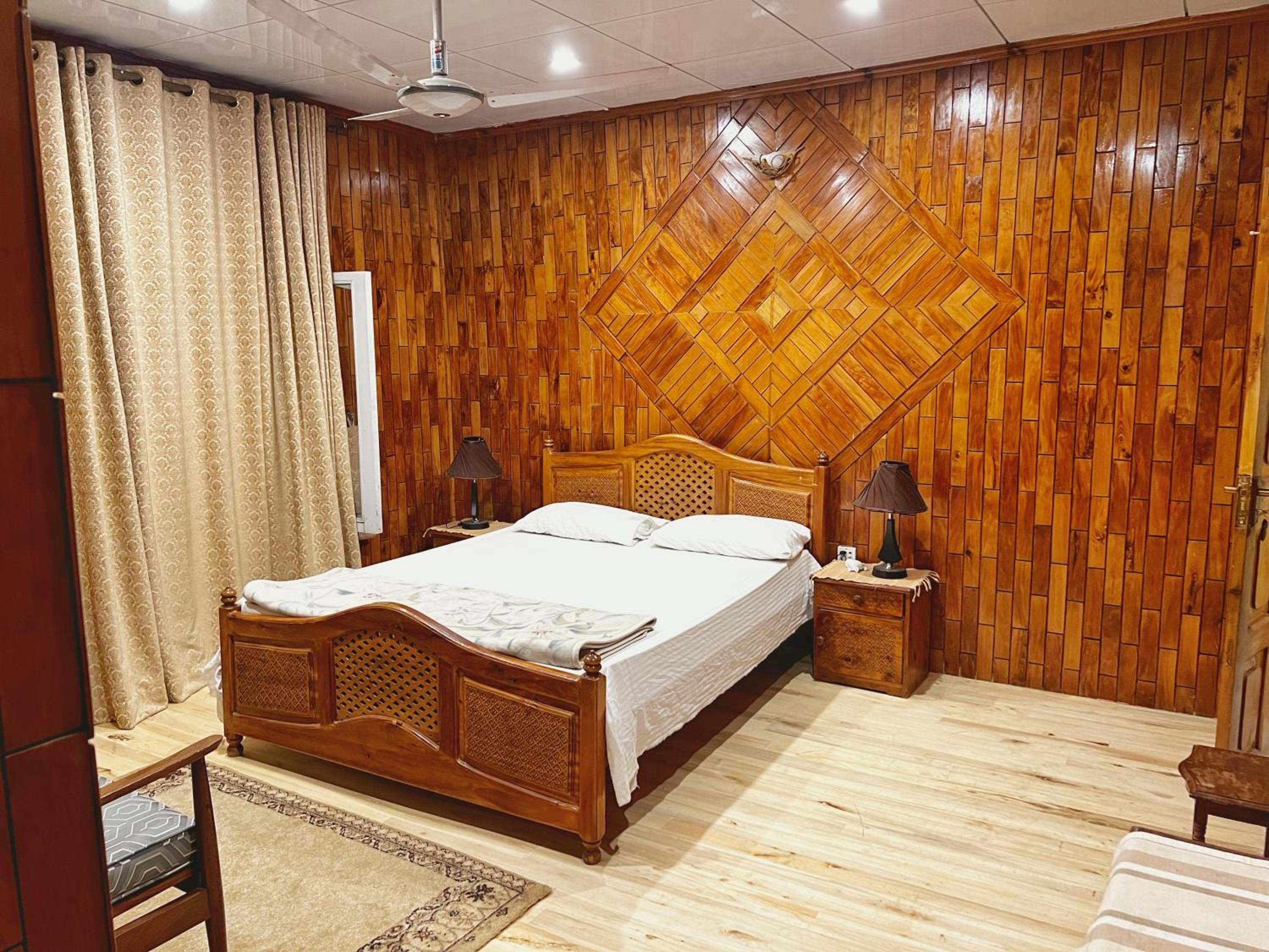 Khar Residence