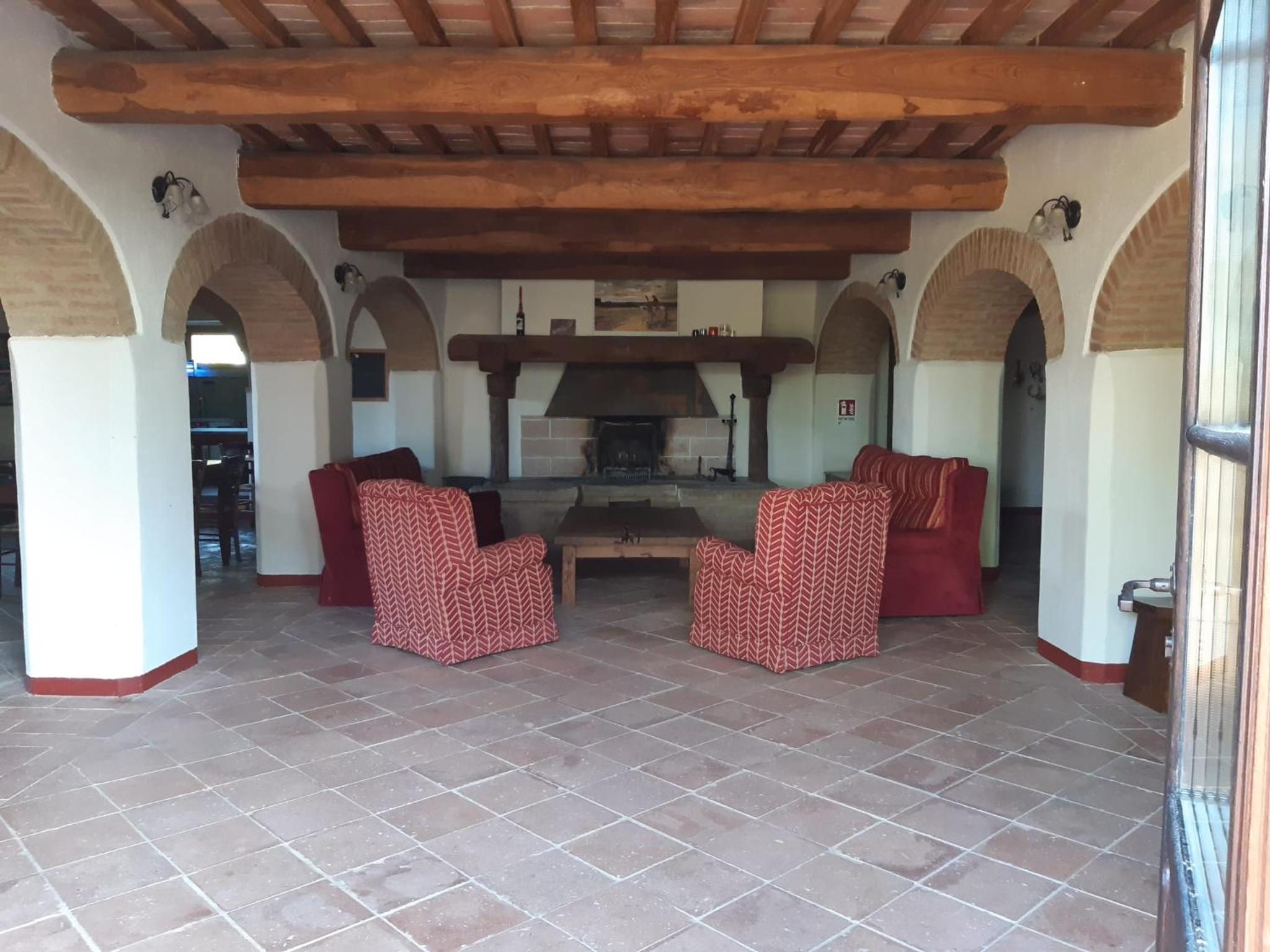 Villa Cerciano view 4