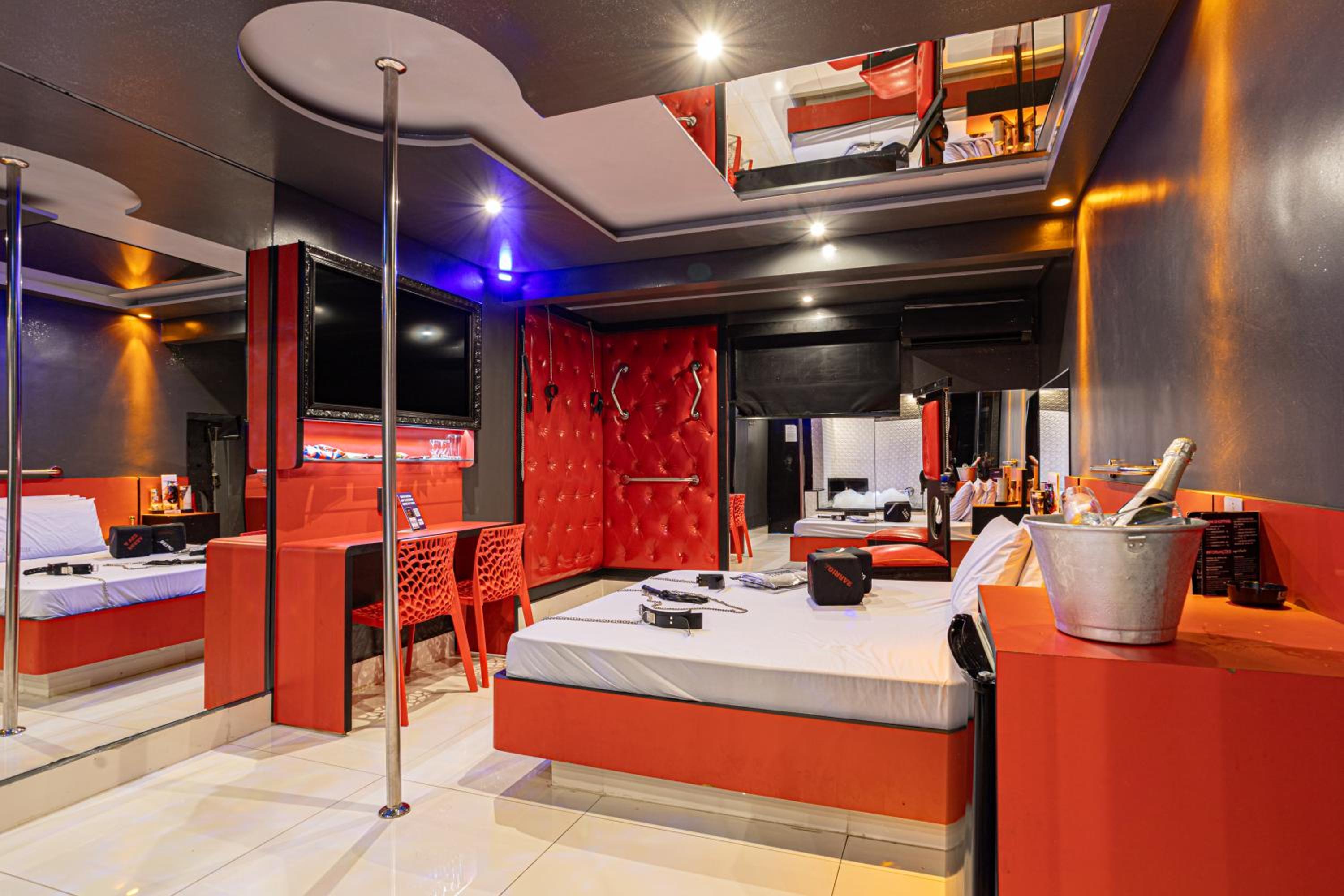 EUPHORIA MOTEL