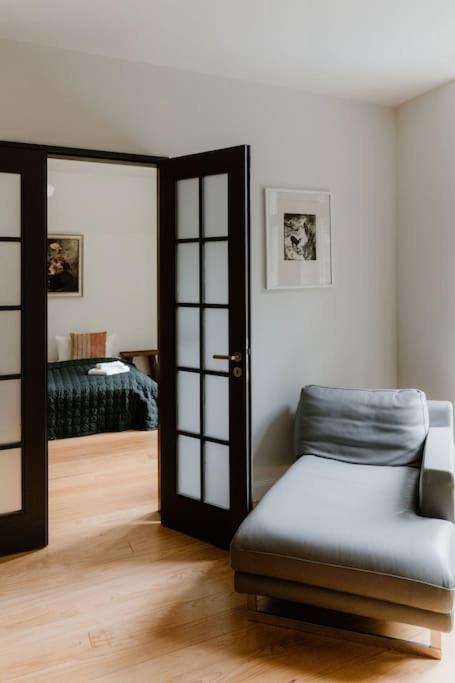 Haus Wanderlust - Zwei Ferienwohnungen in einem Haus für bis zu 13 Personen - naturnah, stilvoll eingerichtet - ideal für Familien und Gruppen