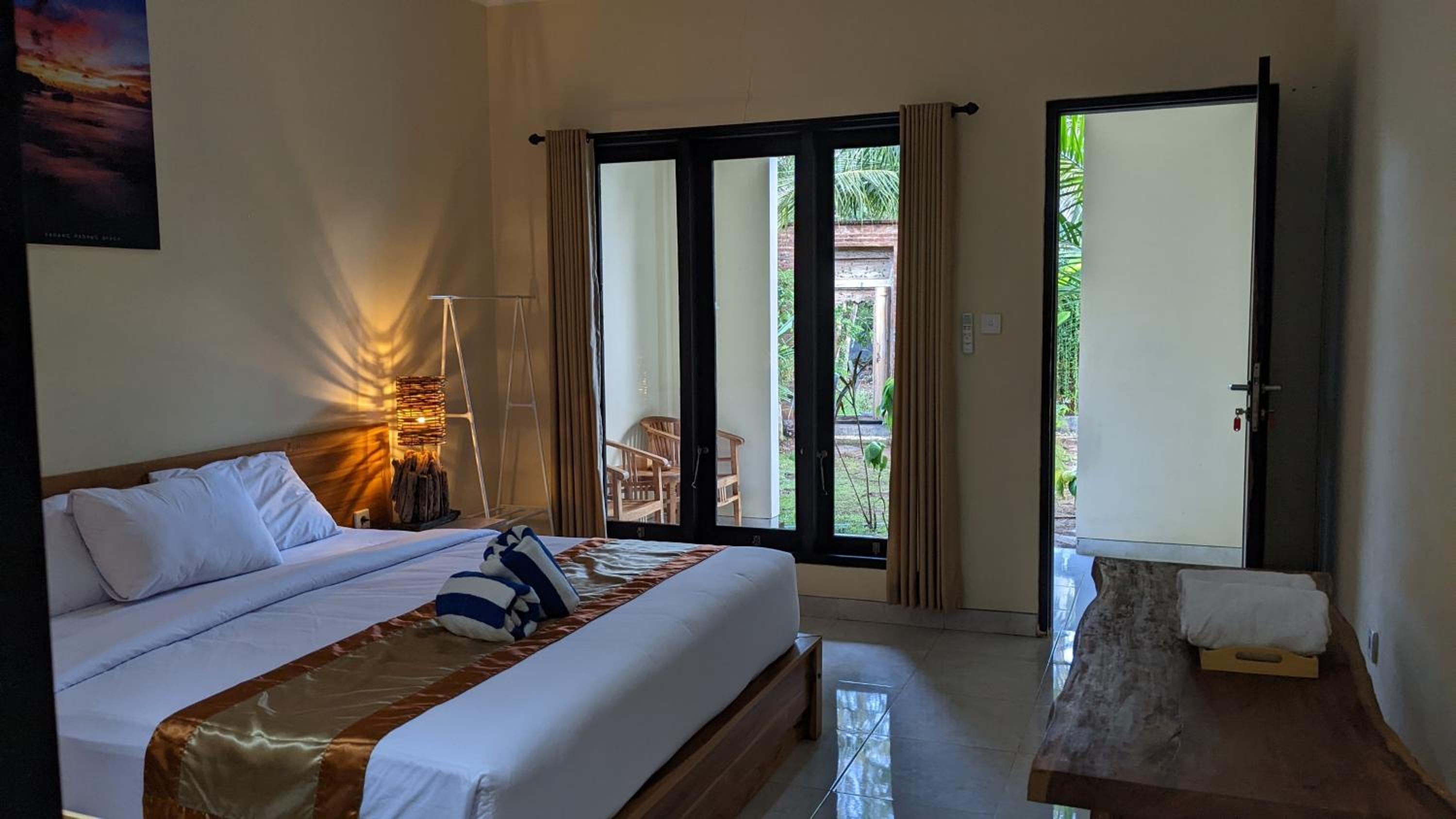 Room Mari Posa Cottage #4 view 4