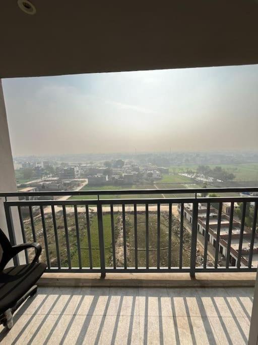 2BKH Apartment in DHA Lahore view 2