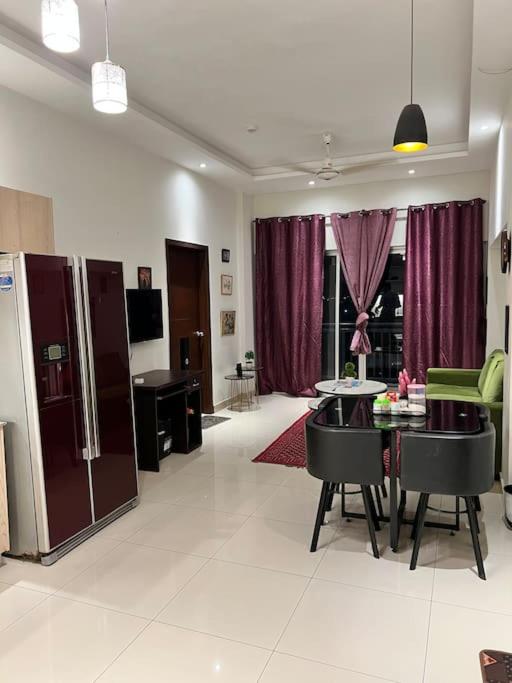 2BKH Apartment in DHA Lahore view 3