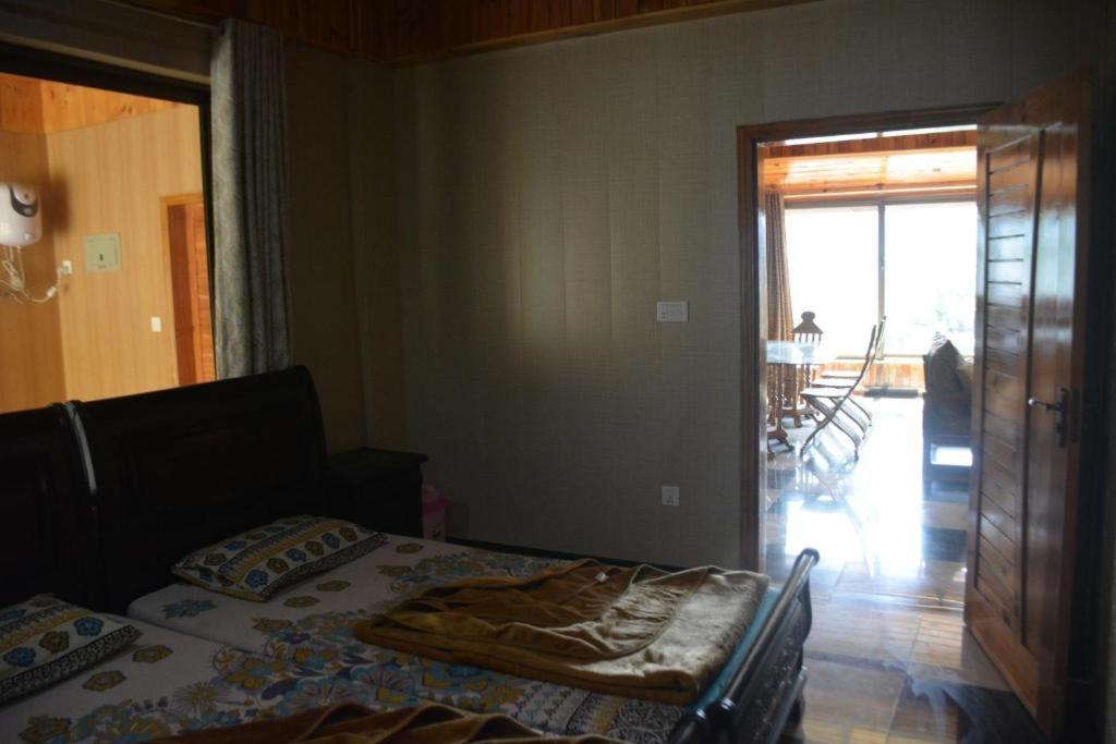 Photo 10